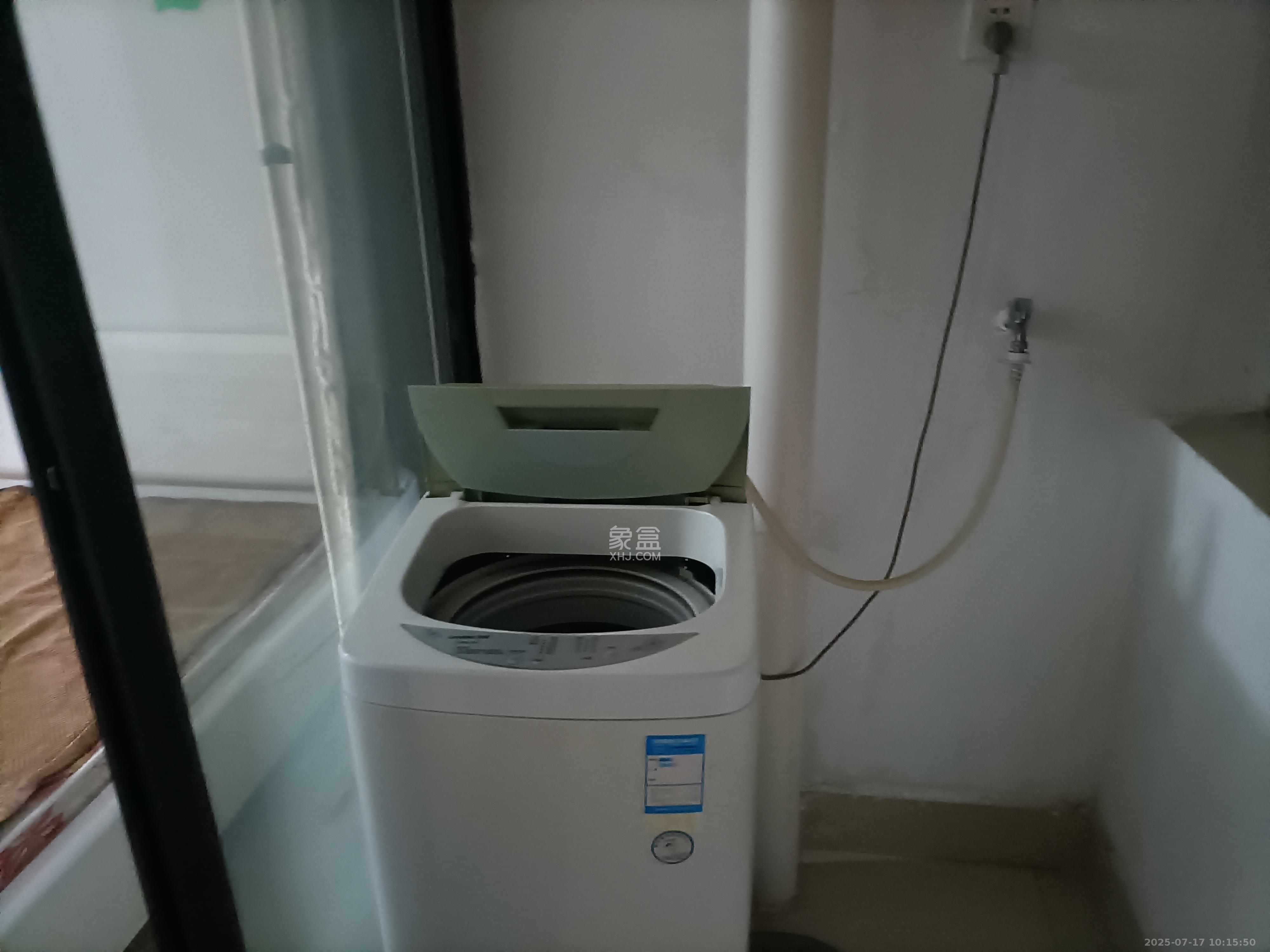 喜盈门范城  1室1厅1卫    1600.0元/月 喜盈门范城  1室1厅1卫    1600.0元/月室内图