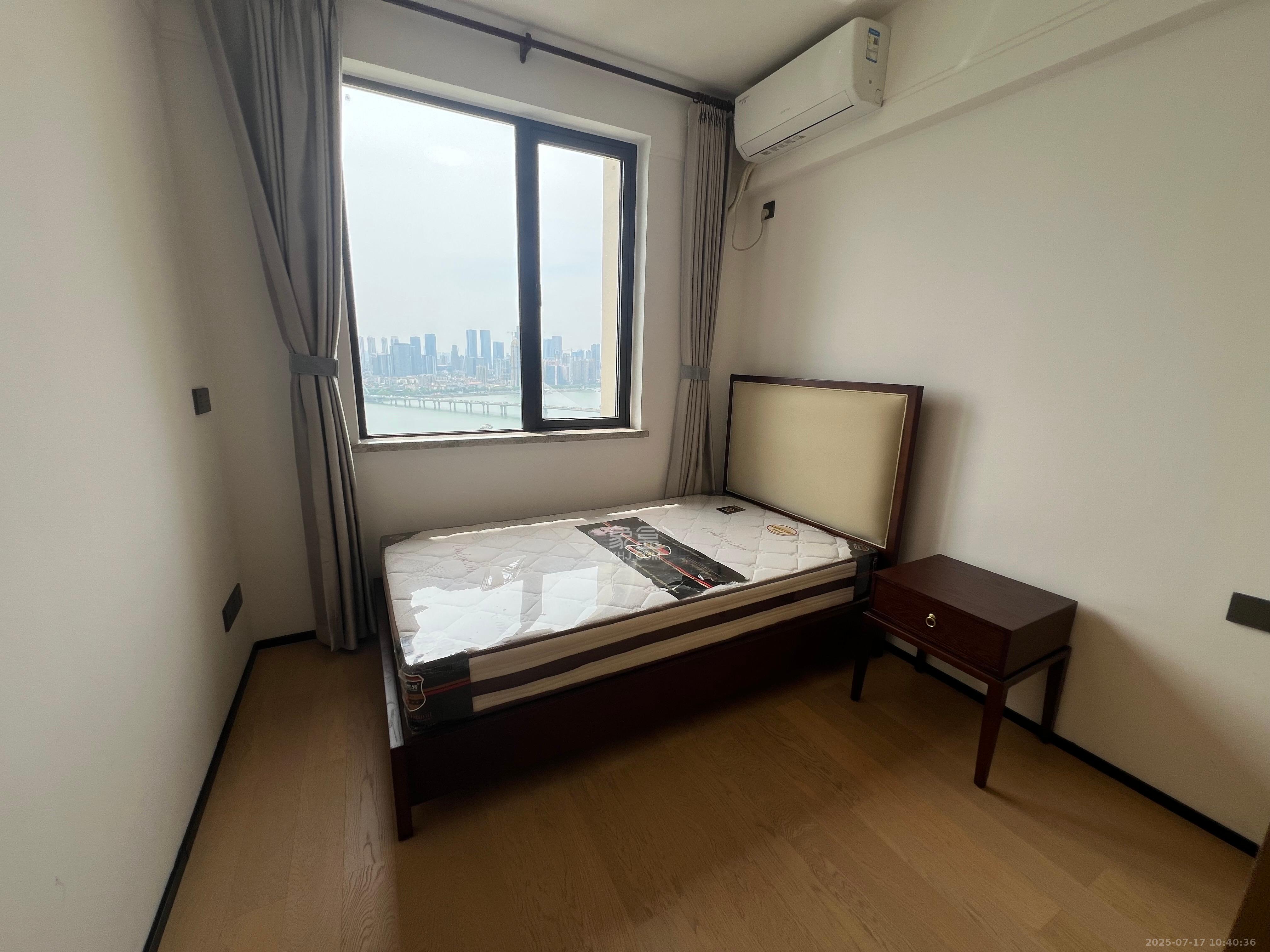 万科里金域国际 3室2厅2卫 5800.0元/月 万科里金域国际 3室2厅2卫 5800.0元/月室内图