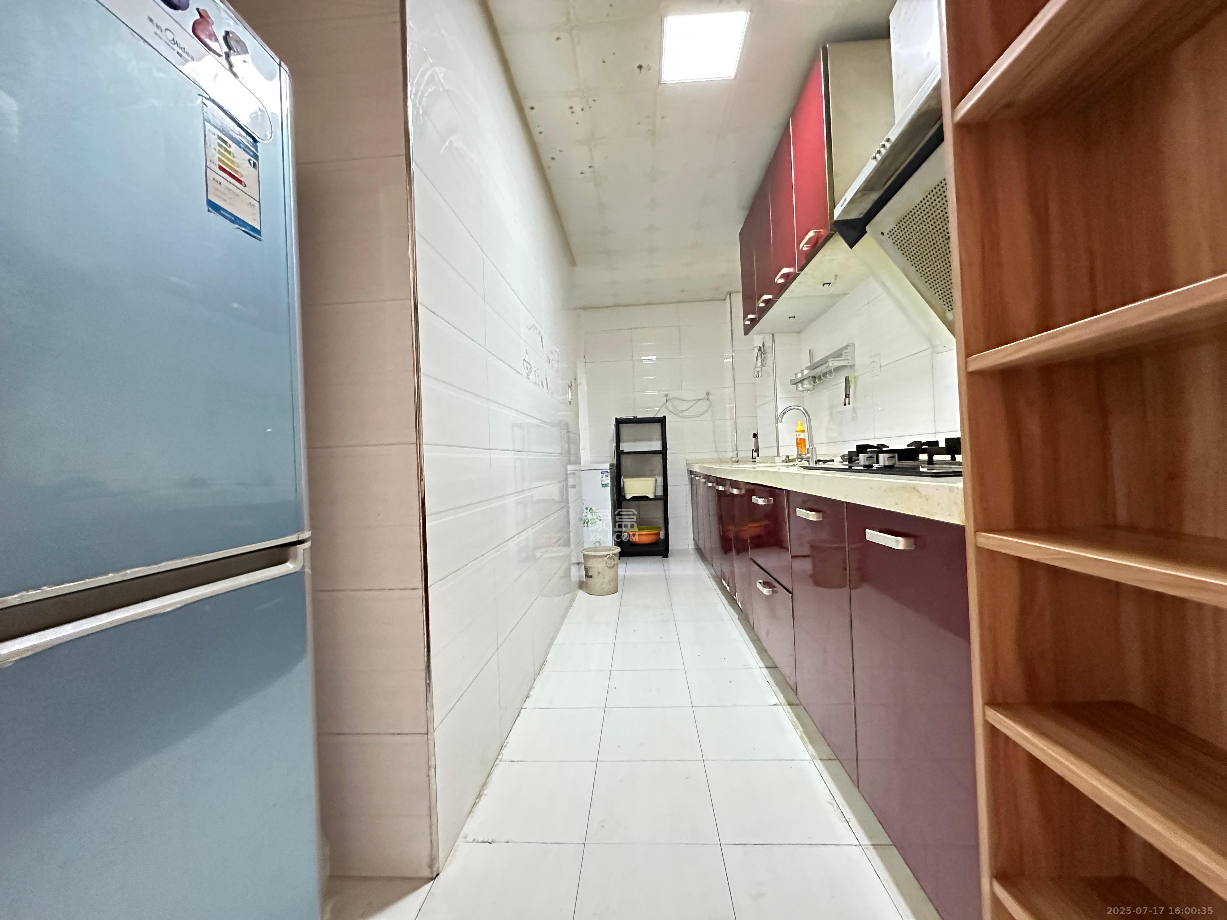 保利麓谷林语C区  2室2厅1卫   2300.00元/月室内图