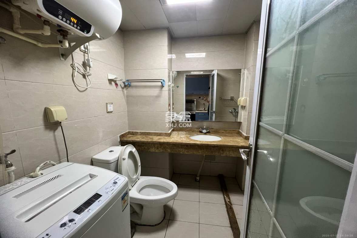 西子一间 1室0厅1卫 1700.0元/月 西子一间 1室0厅1卫 1700.0元/月室内图