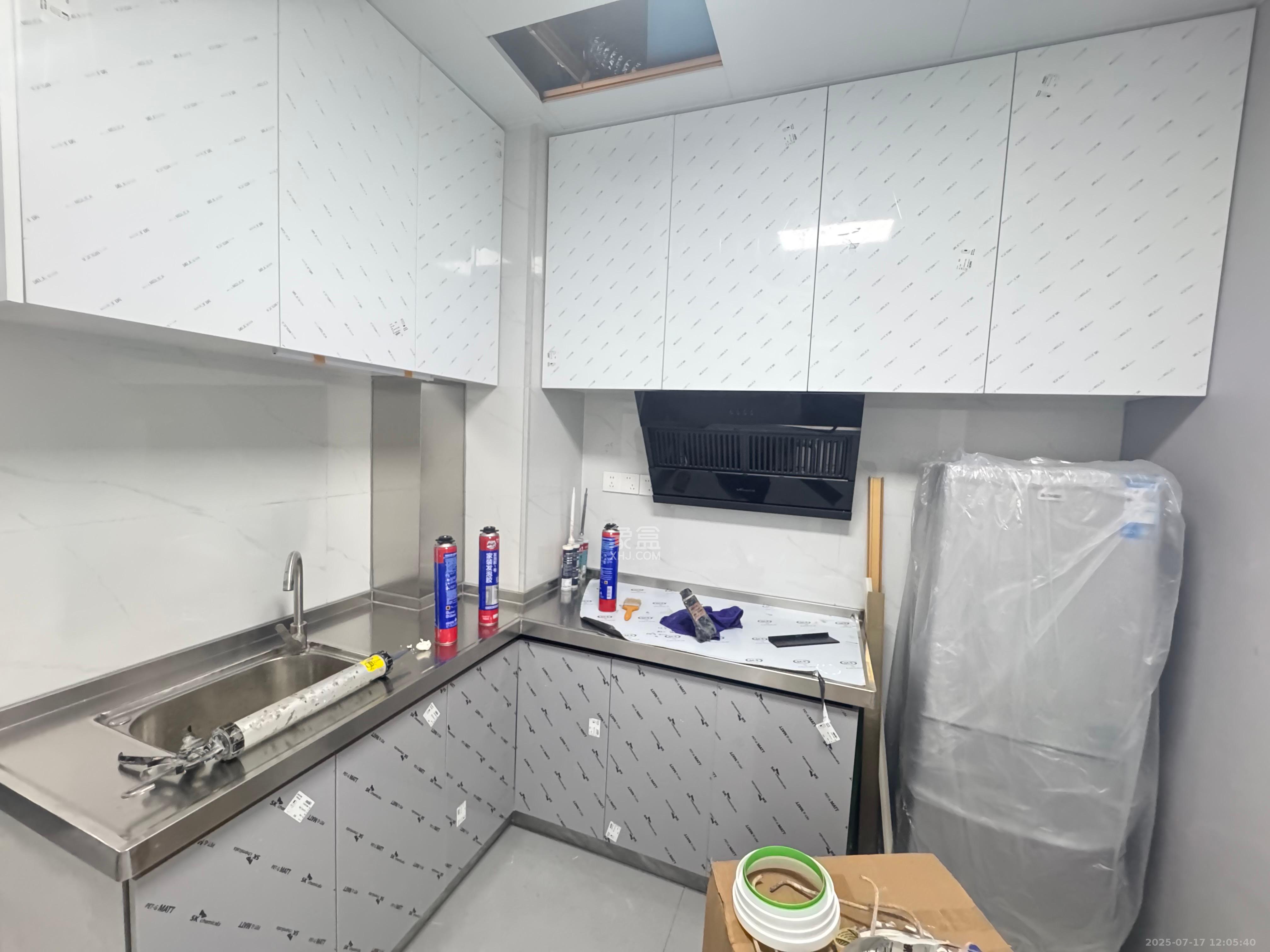 恒大誉府(融誉商业中心) 1室1厅1卫 1600.0元/月 恒大誉府(融誉商业中心) 1室1厅1卫 1600.0元/月室内图