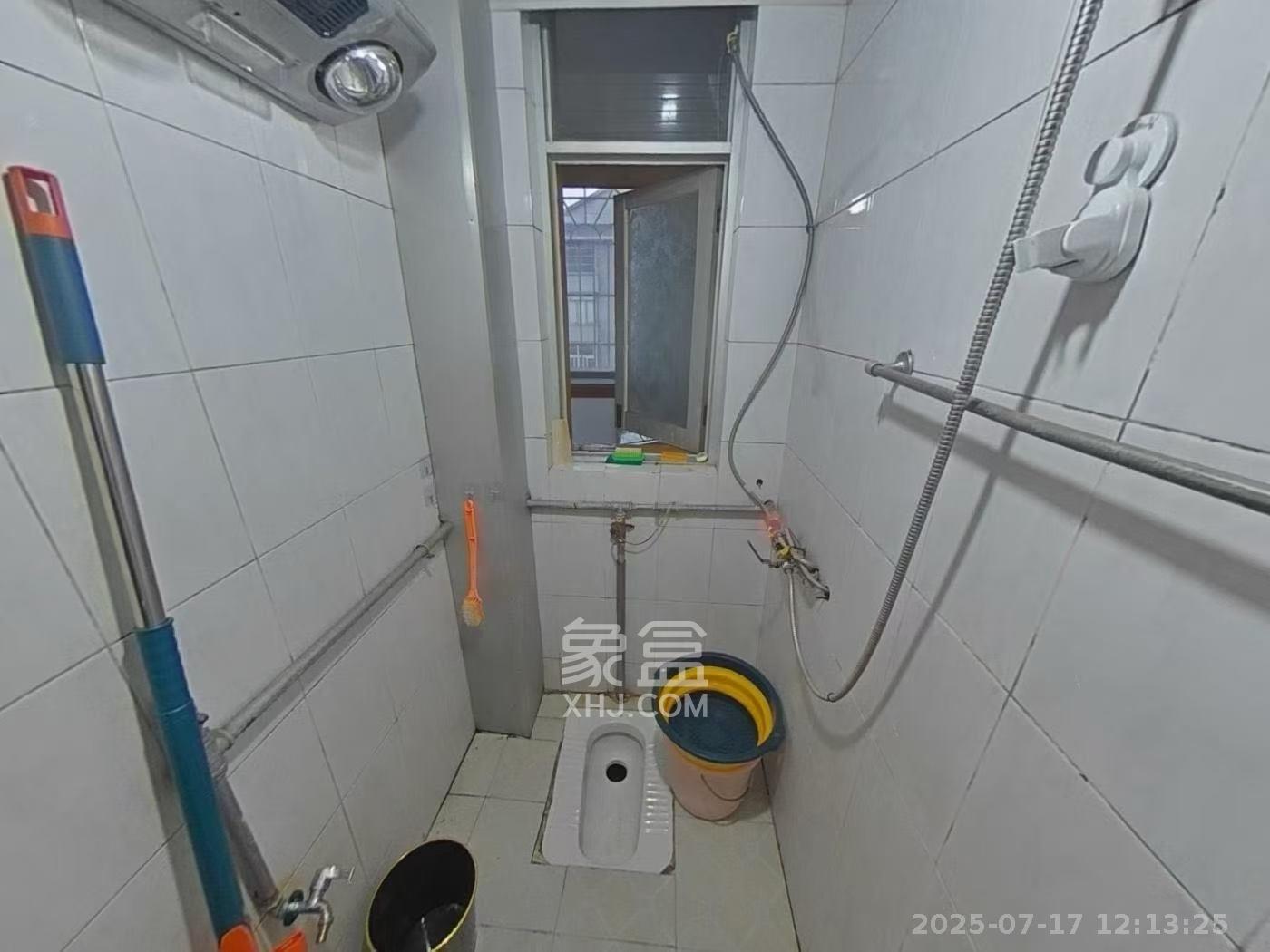 砂子塘社区  2室1厅1卫   1700.00元/月室内图