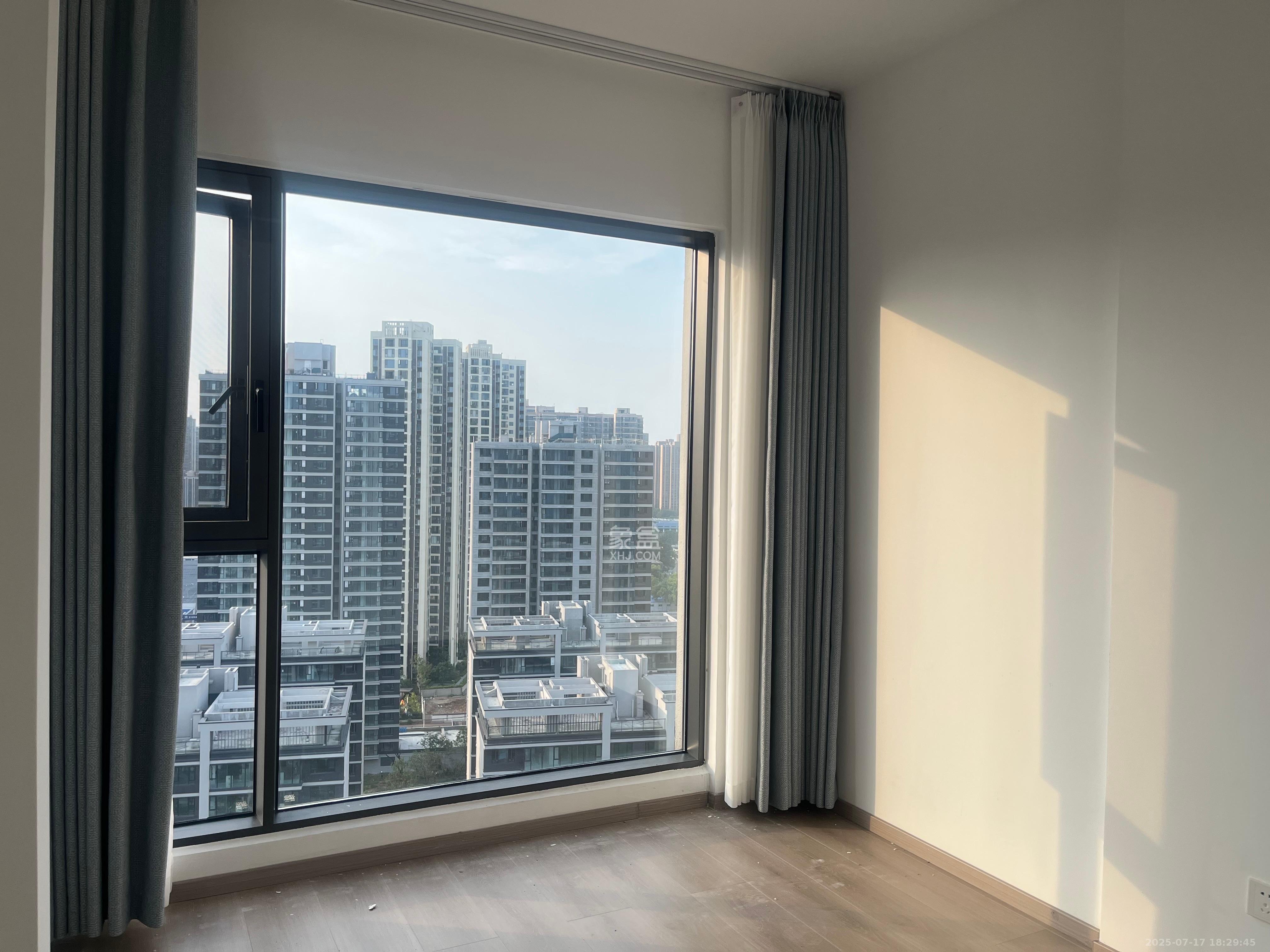 佳兆业滨江四季  4室2厅2卫   4500.00元/月室内图