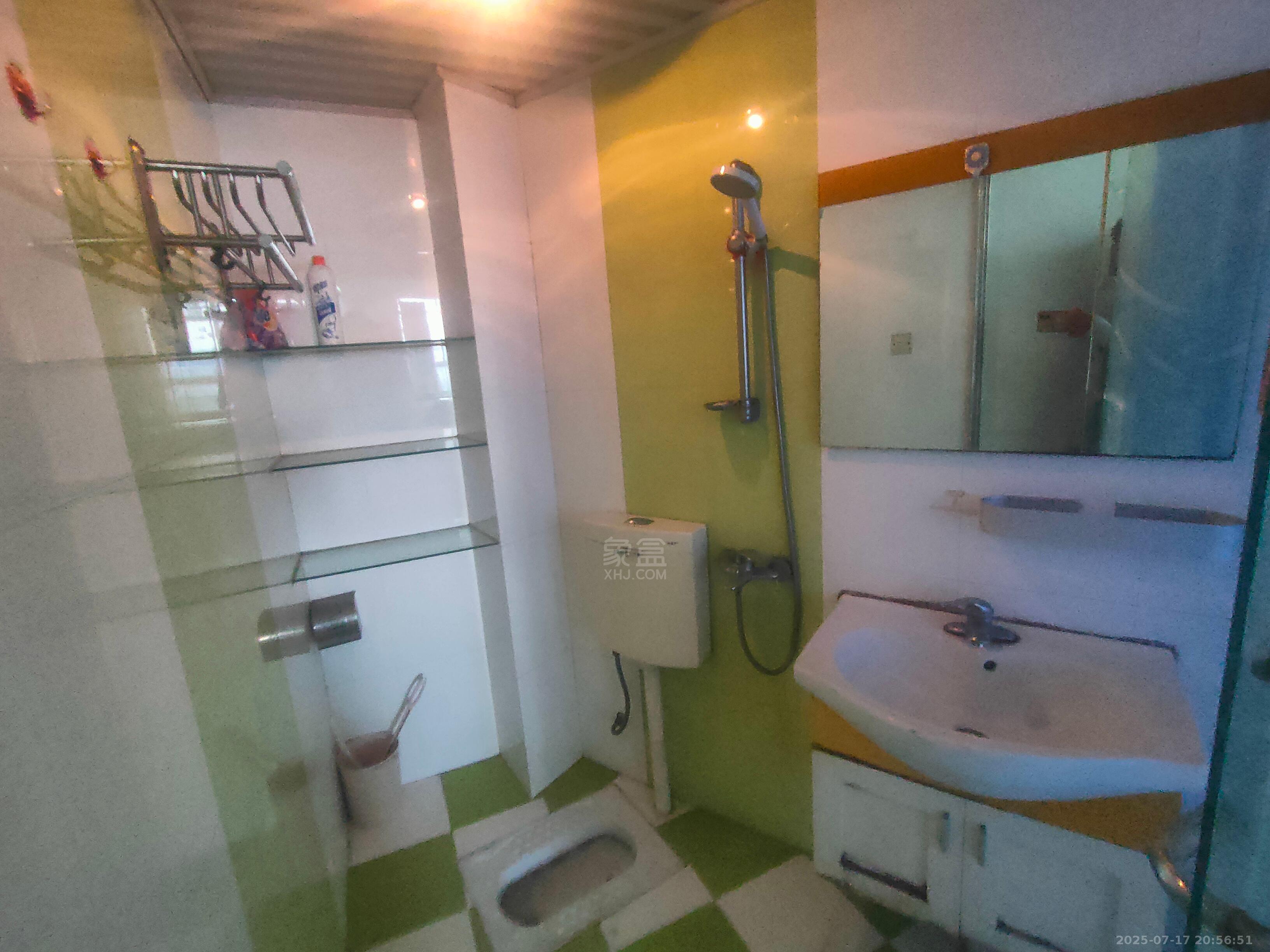 小城故事康逸名城  1室1厅1卫    1100.0元/月 小城故事康逸名城  1室1厅1卫    1100.0元/月室内图