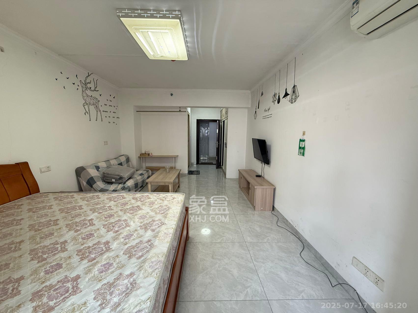 怡海星城  1室1厅1卫    1100.0元/月室内图