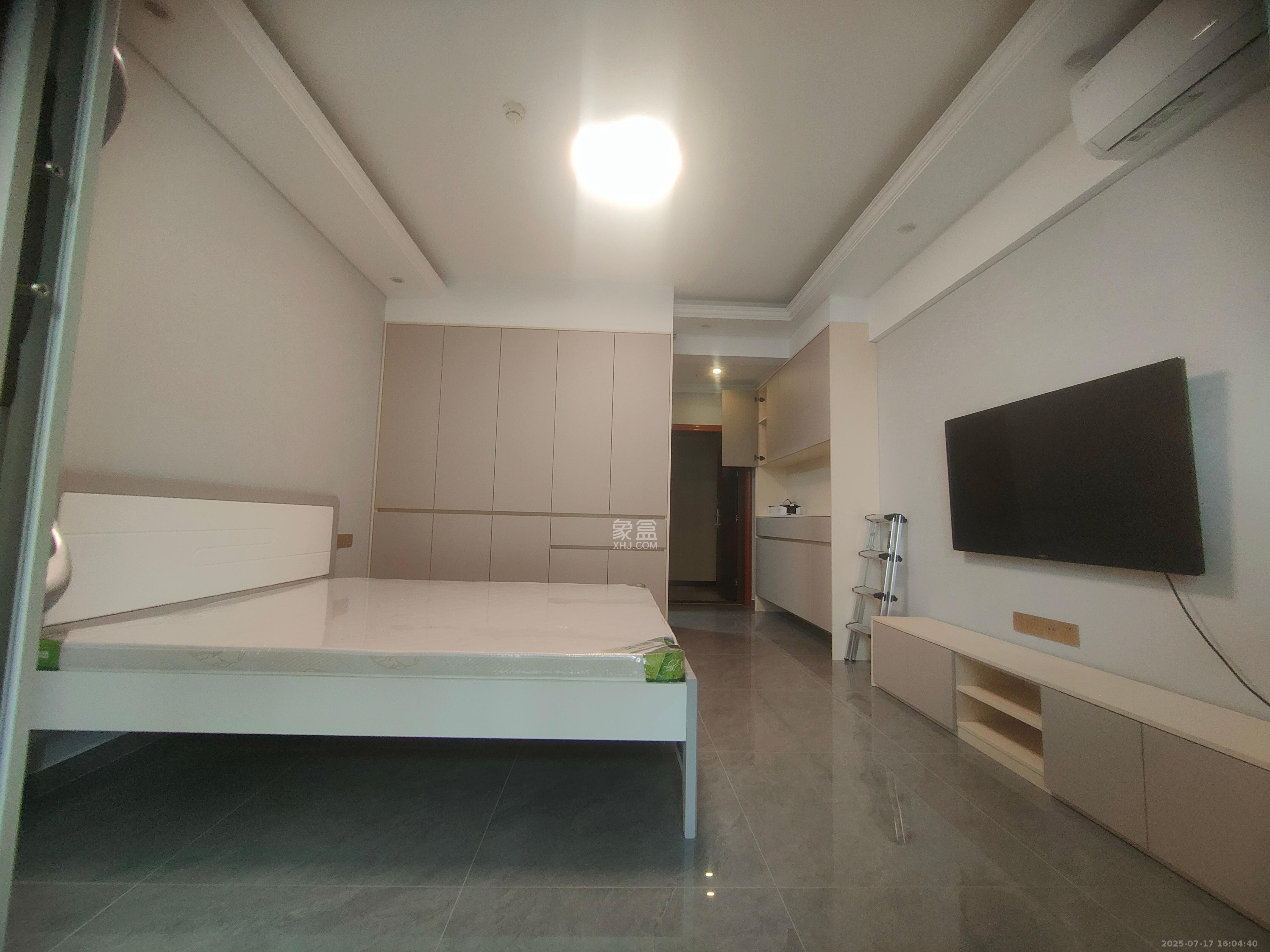 未来漫城  1室1厅1卫   1600.00元/月室内图