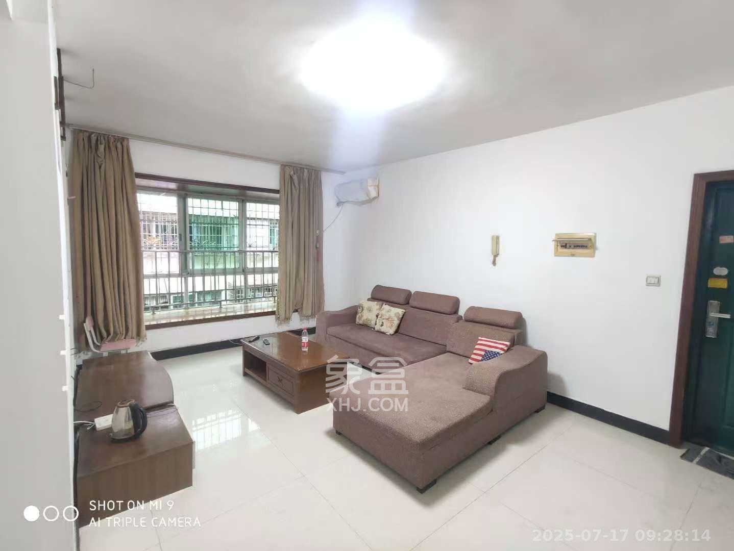 福兴阁 2室2厅1卫 1700.0元/月 福兴阁 2室2厅1卫 1700.0元/月室内图