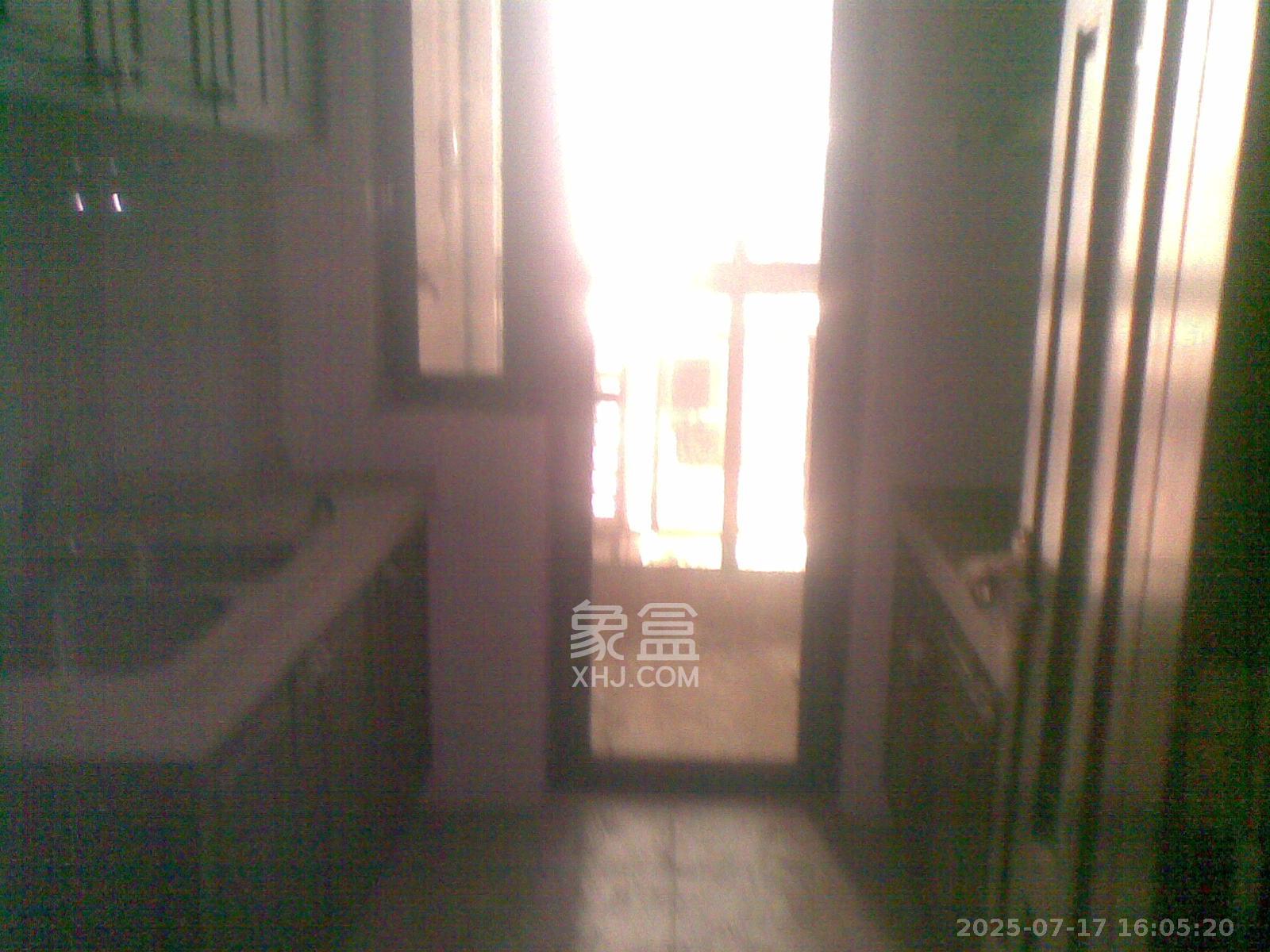 恒大城 2室2厅1卫 1800.0元/月 恒大城 2室2厅1卫 1800.0元/月室内图