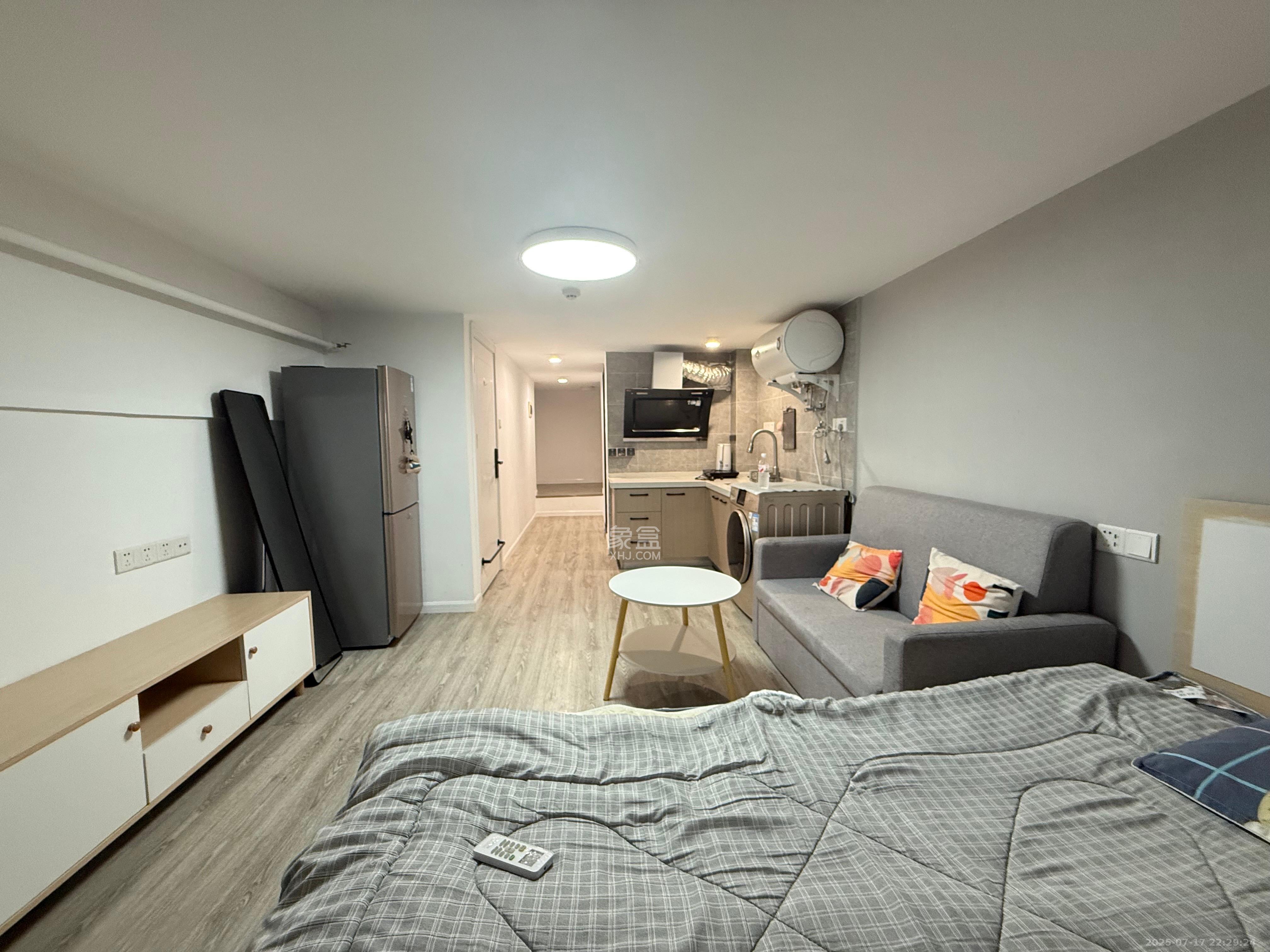 龙湖新壹城 1室0厅0卫 1400.0元/月 龙湖新壹城 1室0厅0卫 1400.0元/月室内图