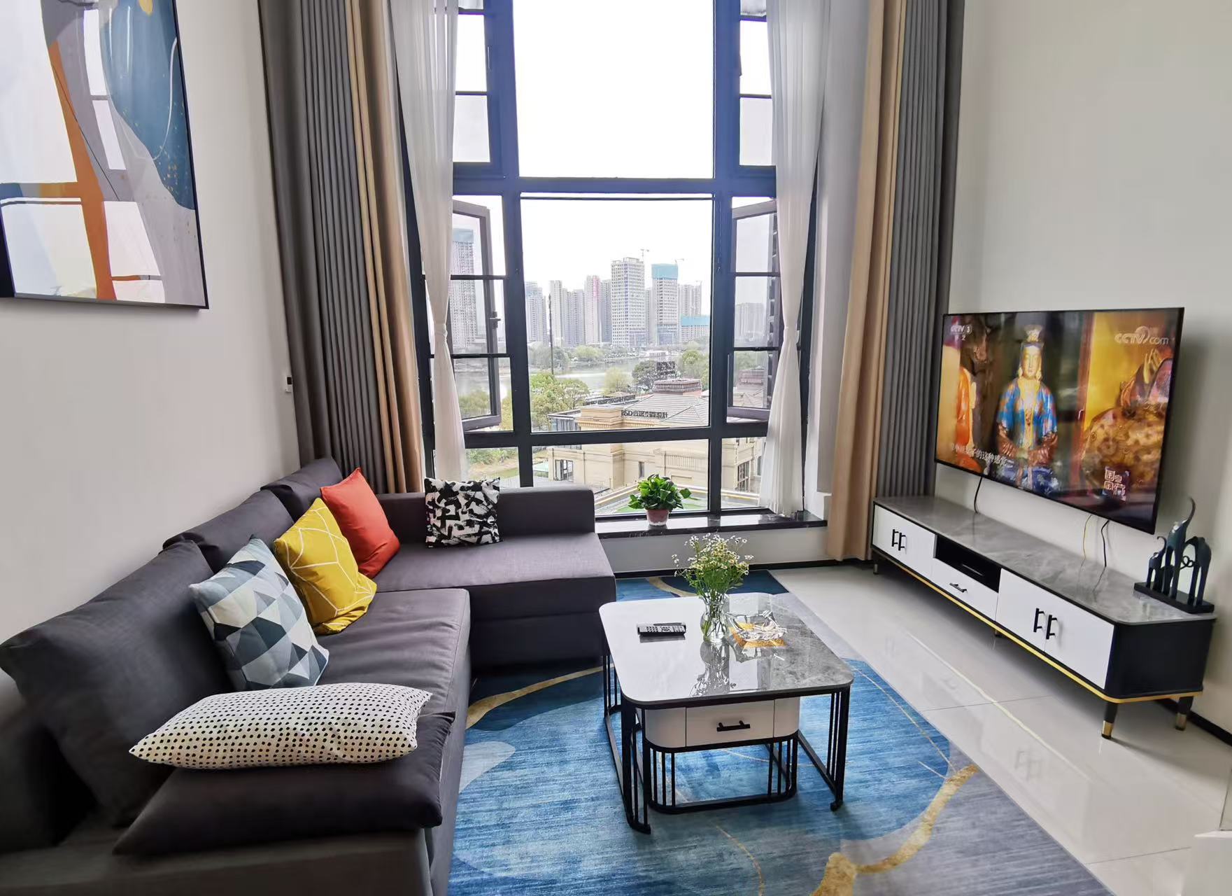 藏珑湖上公馆 1室1厅1卫 2800.0元/月 藏珑湖上公馆 1室1厅1卫 2800.0元/月户型图