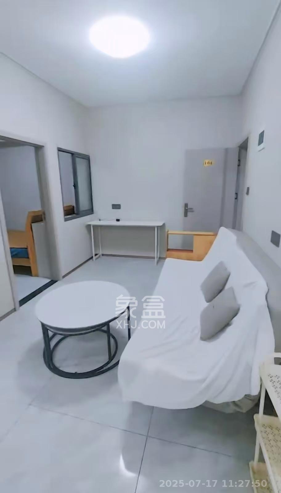 吴家坪散盘  1室0厅1卫    1600.0元/月室内图