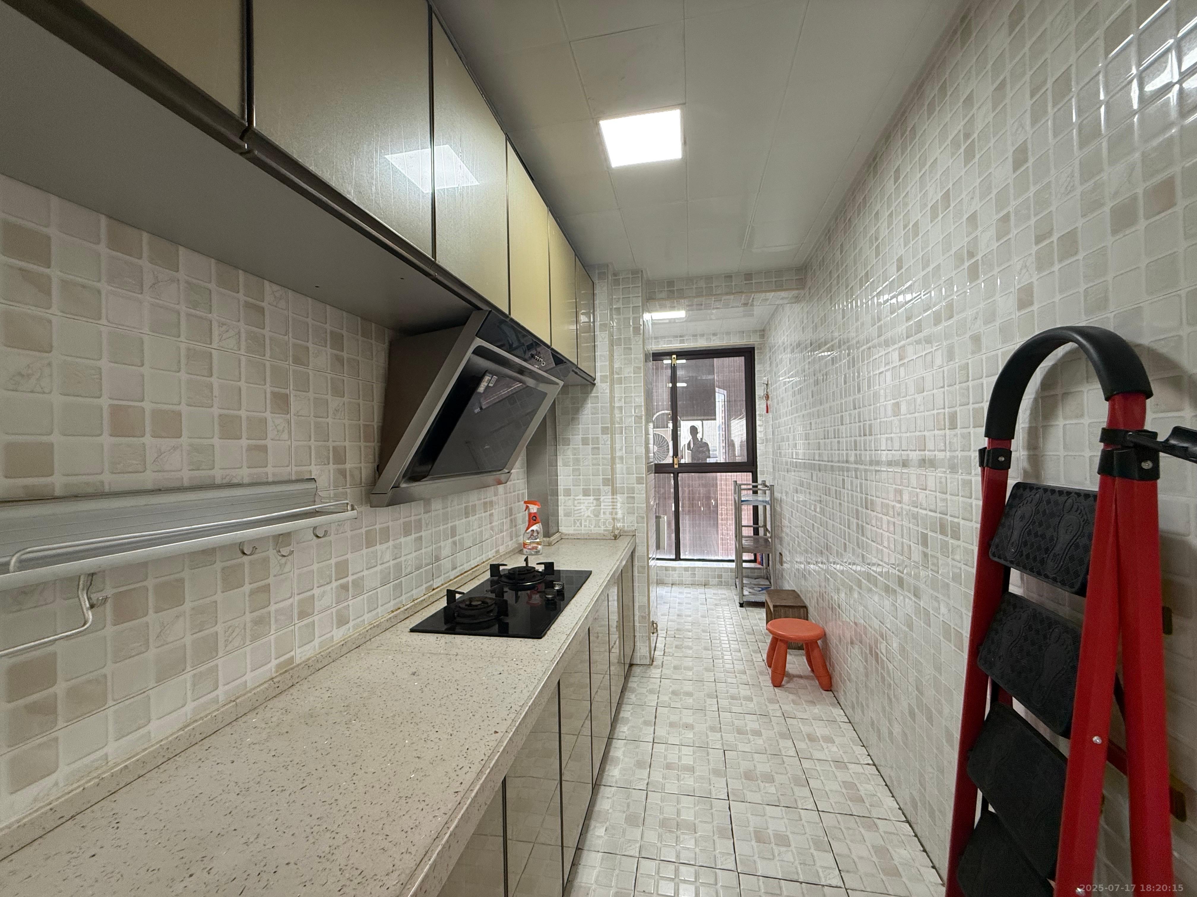 润和又一城 1室0厅0卫 2500.0元/月 润和又一城 1室0厅0卫 2500.0元/月室内图