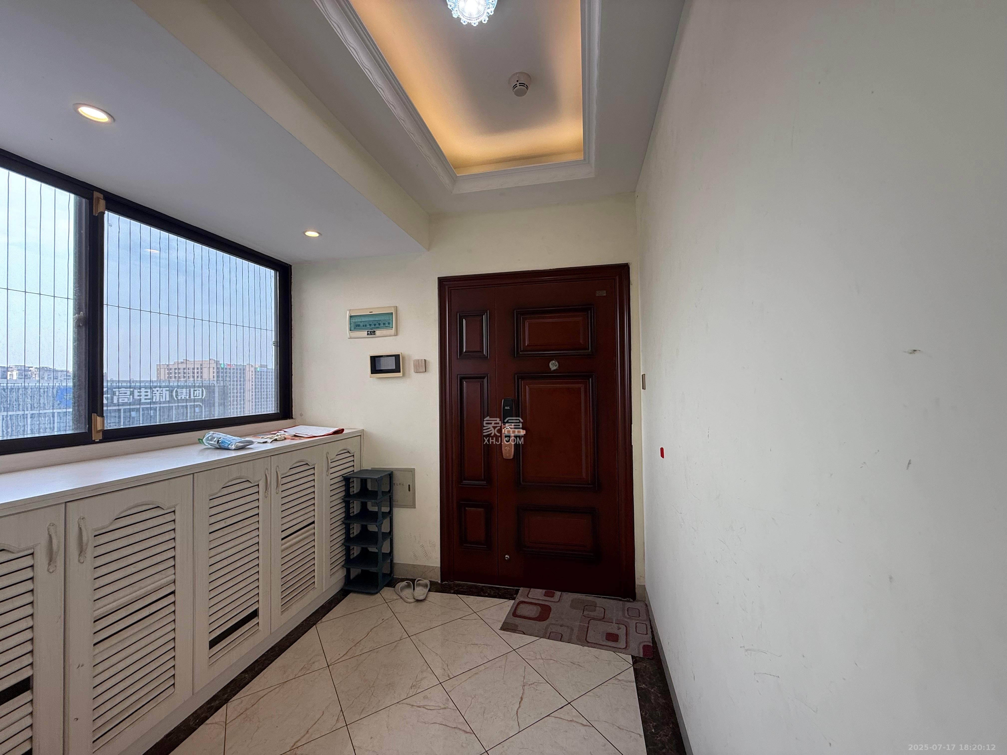 润和又一城 1室0厅0卫 2500.0元/月 润和又一城 1室0厅0卫 2500.0元/月室内图