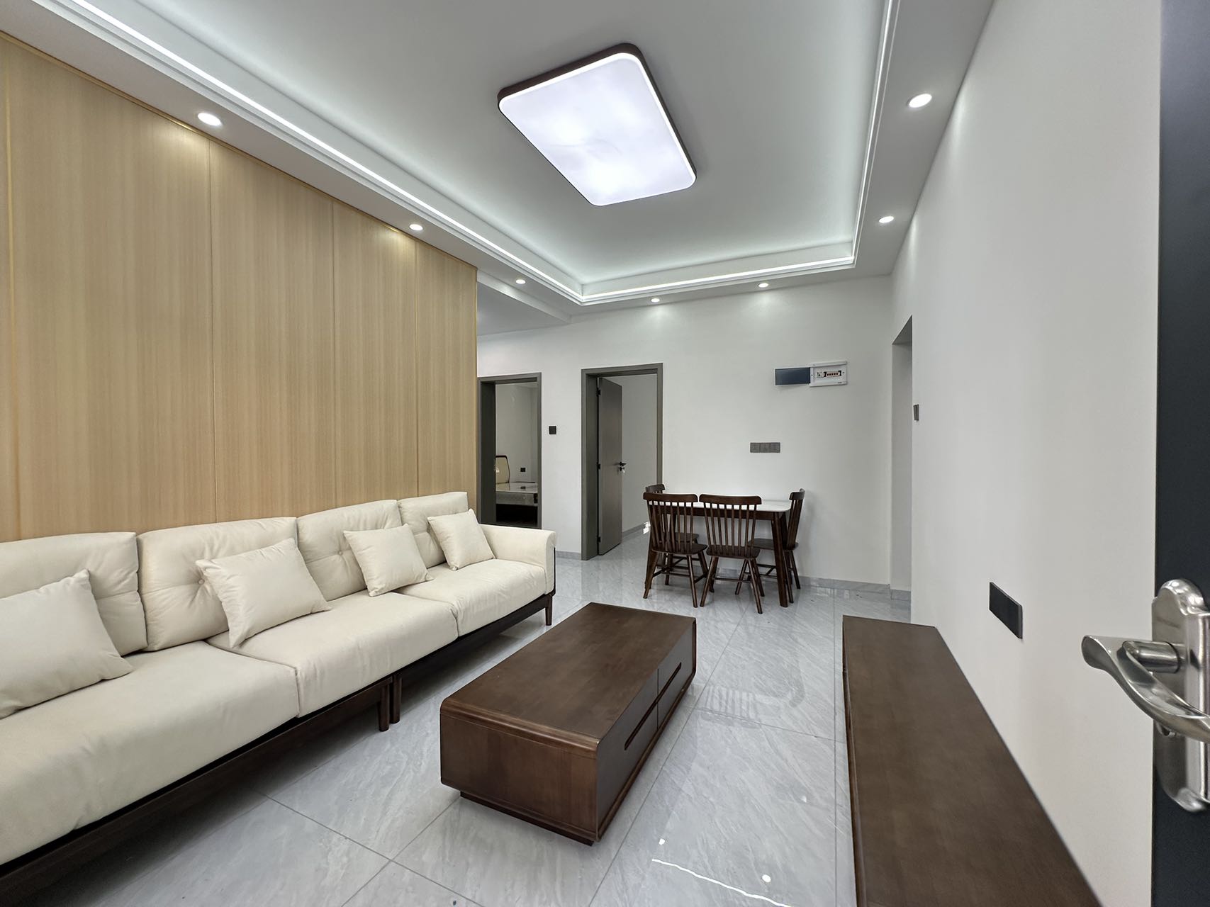 医药公司宿舍 3室2厅1卫 73.0万 医药公司宿舍 3室2厅1卫 73.0万室内图