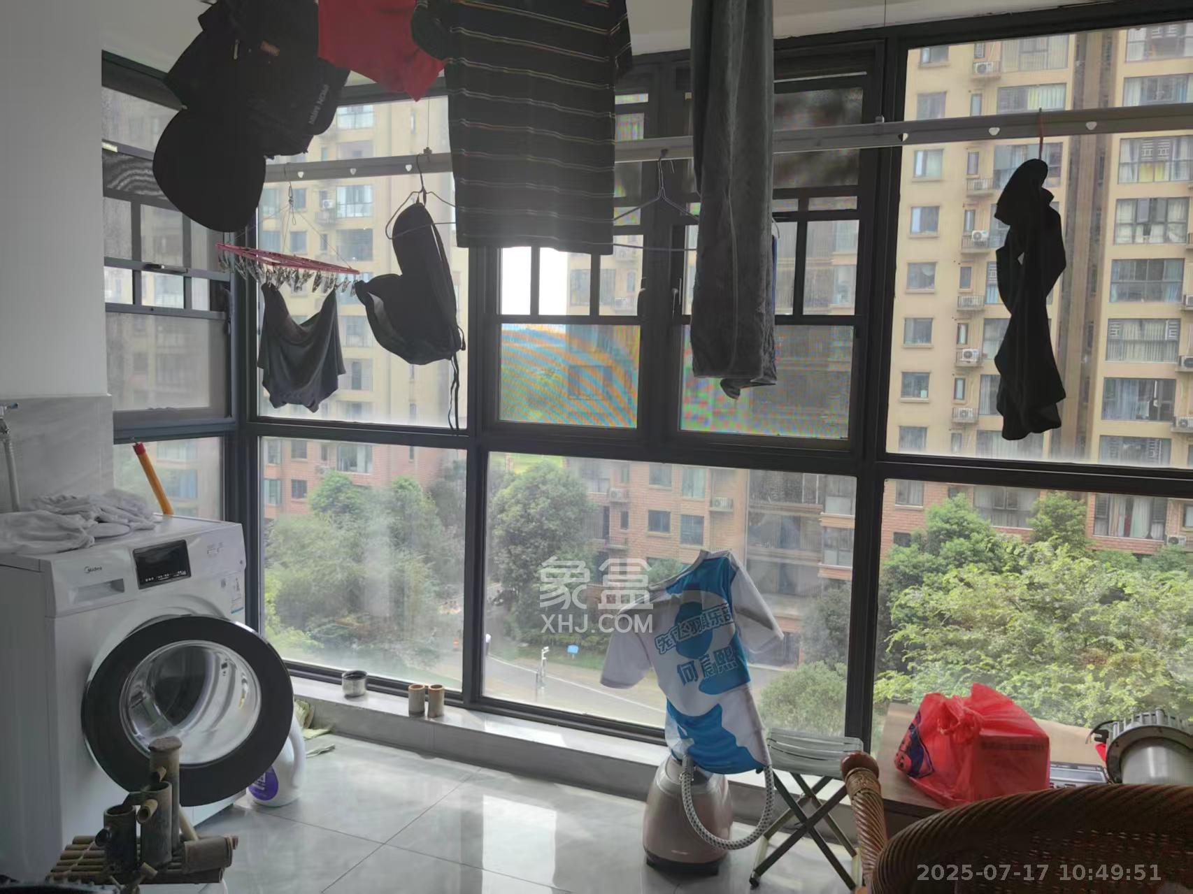 中建嘉和城  3室2厅1卫    2300.0元/月 中建嘉和城  3室2厅1卫    2300.0元/月室内图