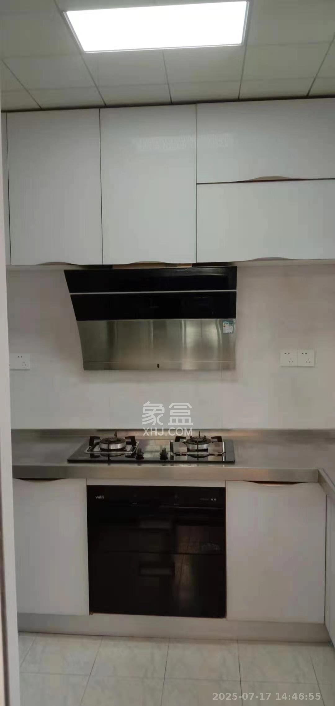 湘府十城(汇财御景湾新寓,汇财国际)  3室2厅2卫    2800.0元/月 湘府十城(汇财御景湾新寓,汇财国际)  3室2厅2卫    2800.0元/月室内图