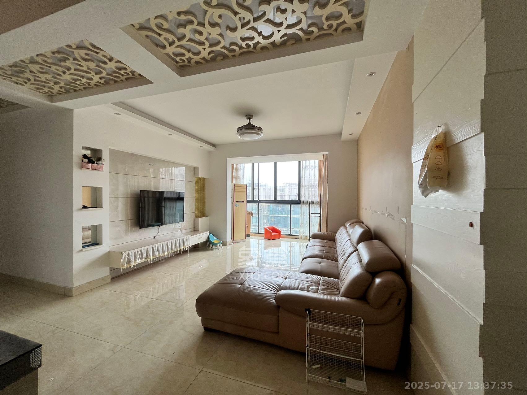 湘江世纪城贯江苑 3室2厅2卫 3100.0元/月 湘江世纪城贯江苑 3室2厅2卫 3100.0元/月室内图