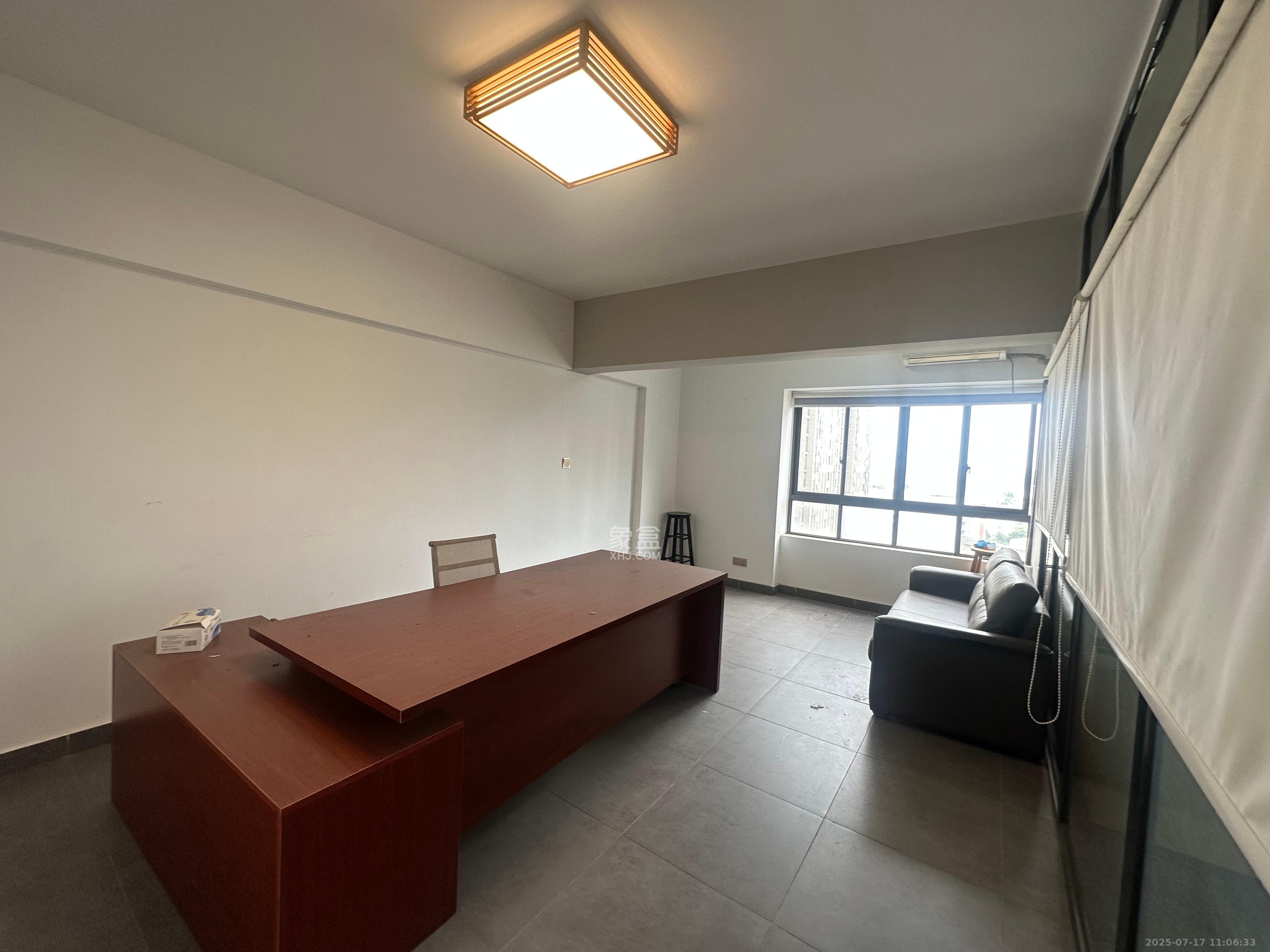 当代滨江MOMA 1室1厅1卫 4000.0元/月 当代滨江MOMA 1室1厅1卫 4000.0元/月室内图