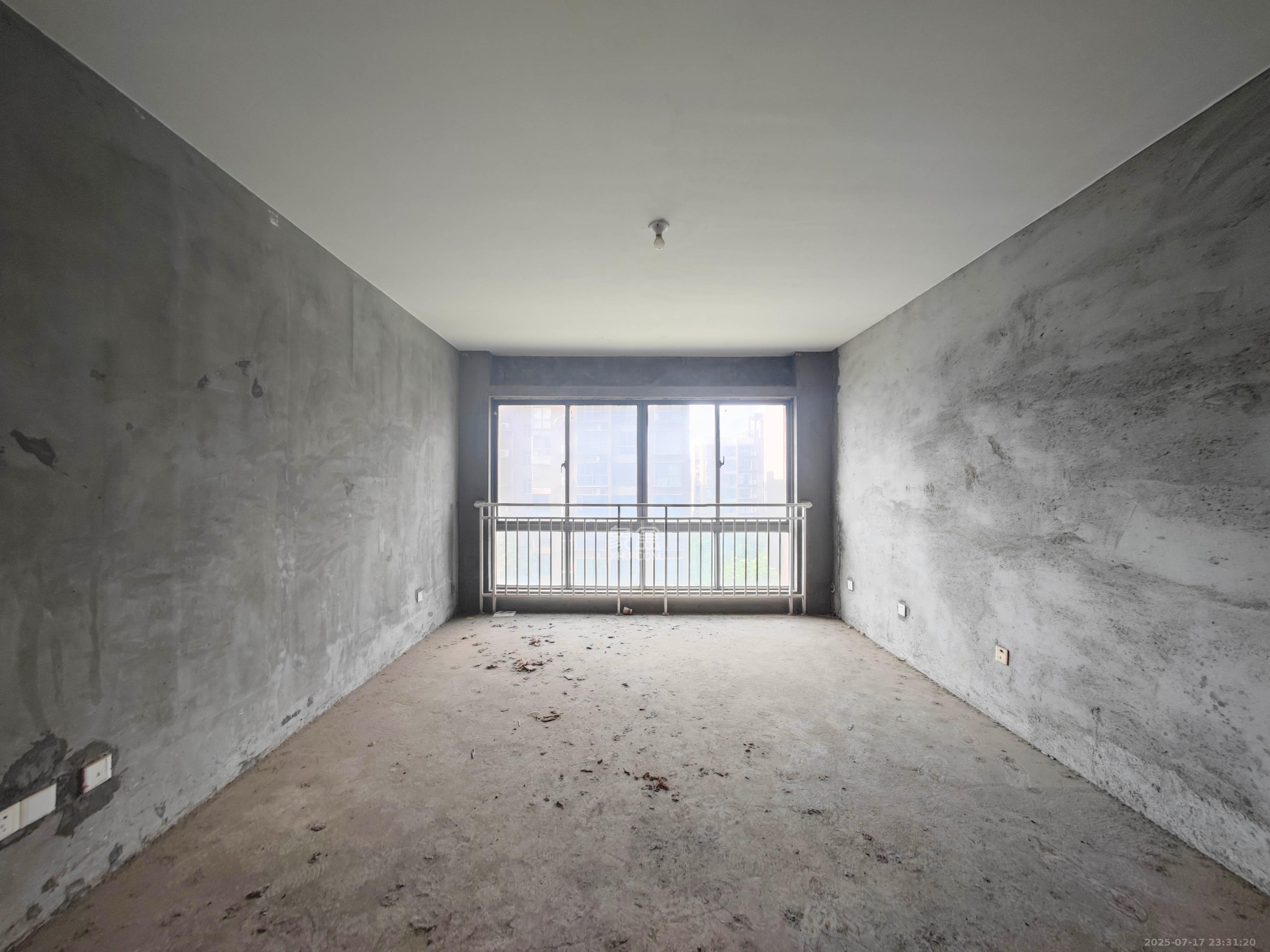 鑫天御景湾 3室2厅2卫 106.8万 鑫天御景湾 3室2厅2卫 106.8万客厅