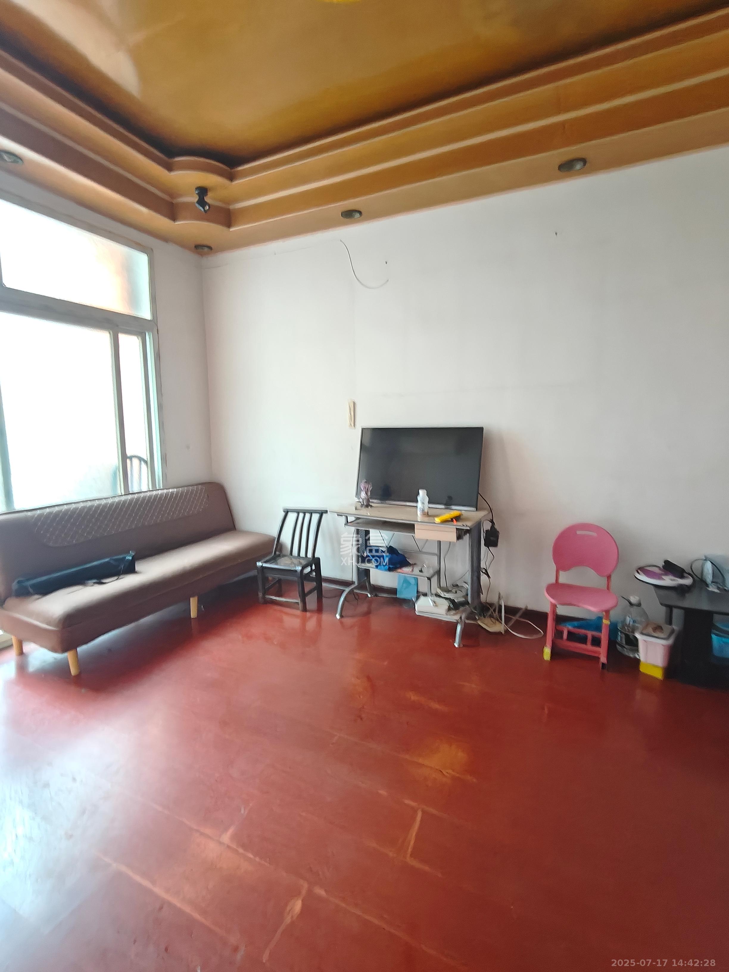 长勘小区 1室1厅1卫 1100.0元/月 长勘小区 1室1厅1卫 1100.0元/月室内图