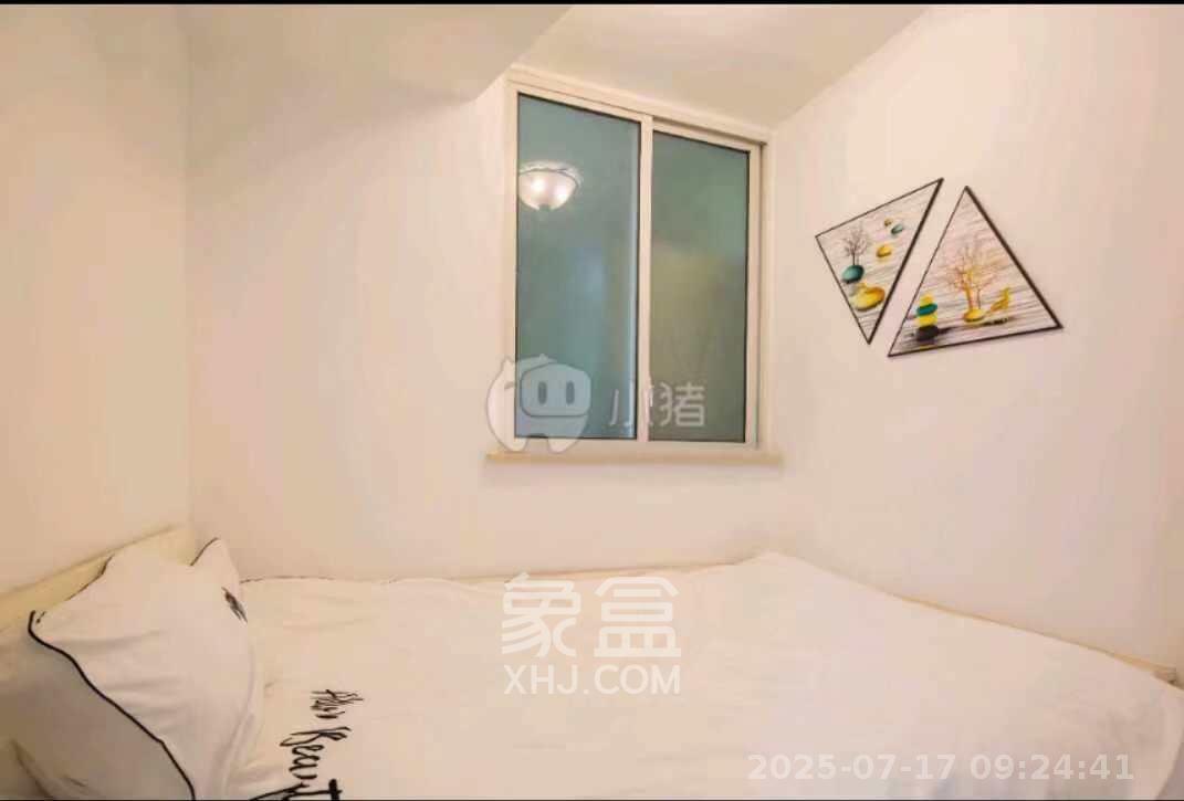 梅溪峰汇（房聚梅溪壹中心）  3室2厅1卫   2600.00元/月室内图