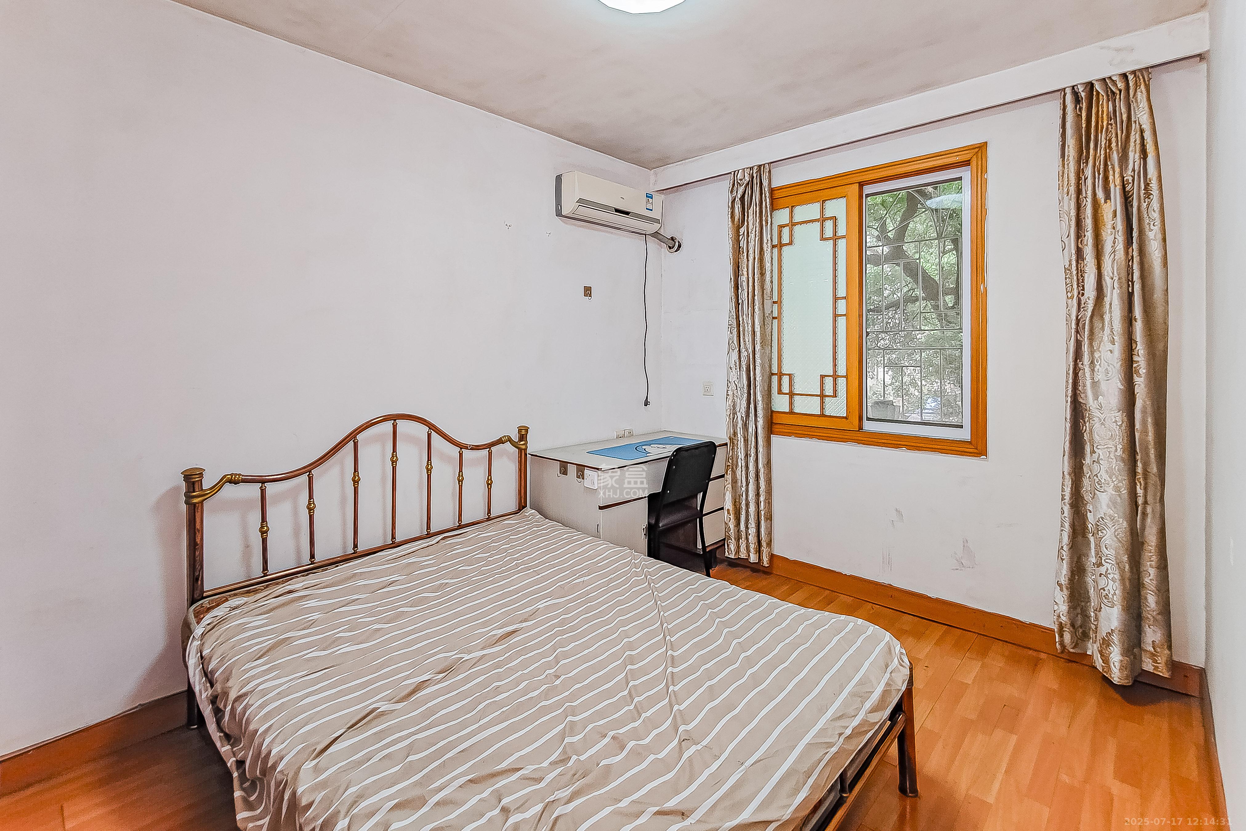 金泰小区  2室2厅2卫    80.0万卧室