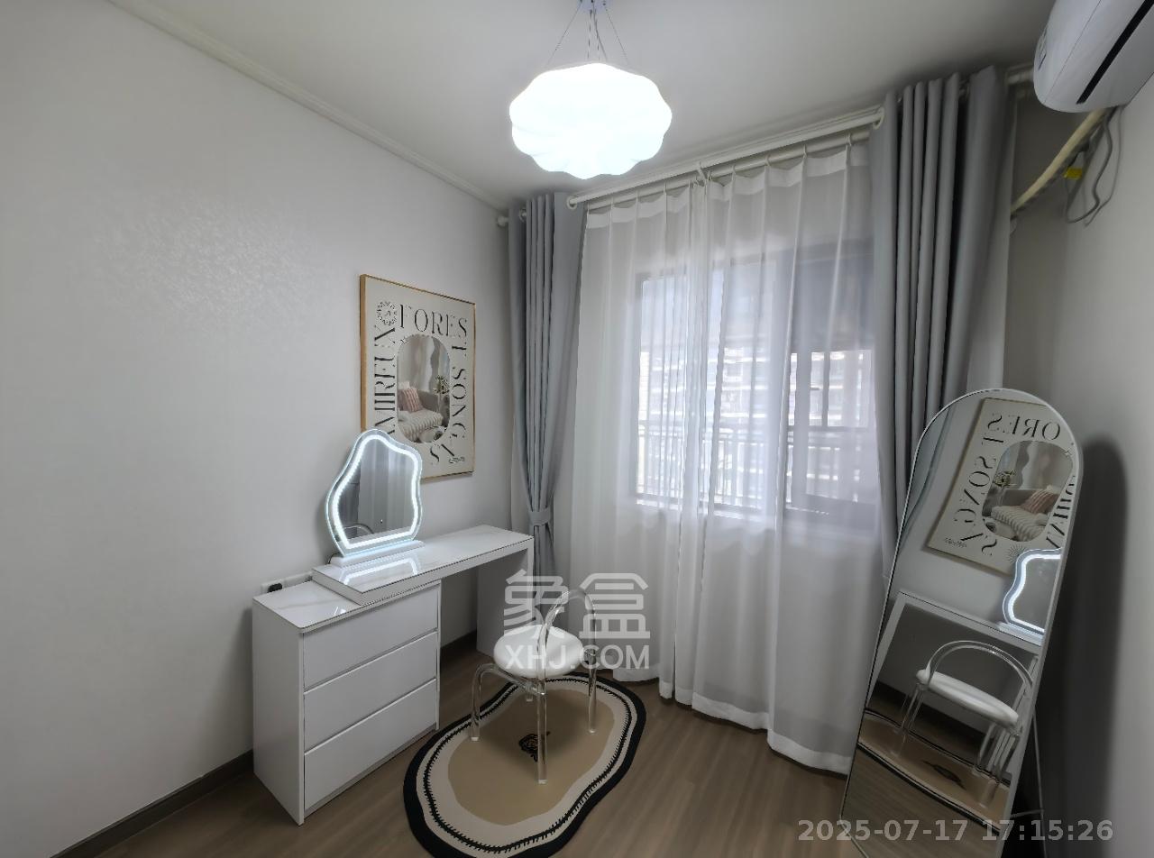保利恒伟时光印象  4室2厅2卫   3600.00元/月室内图