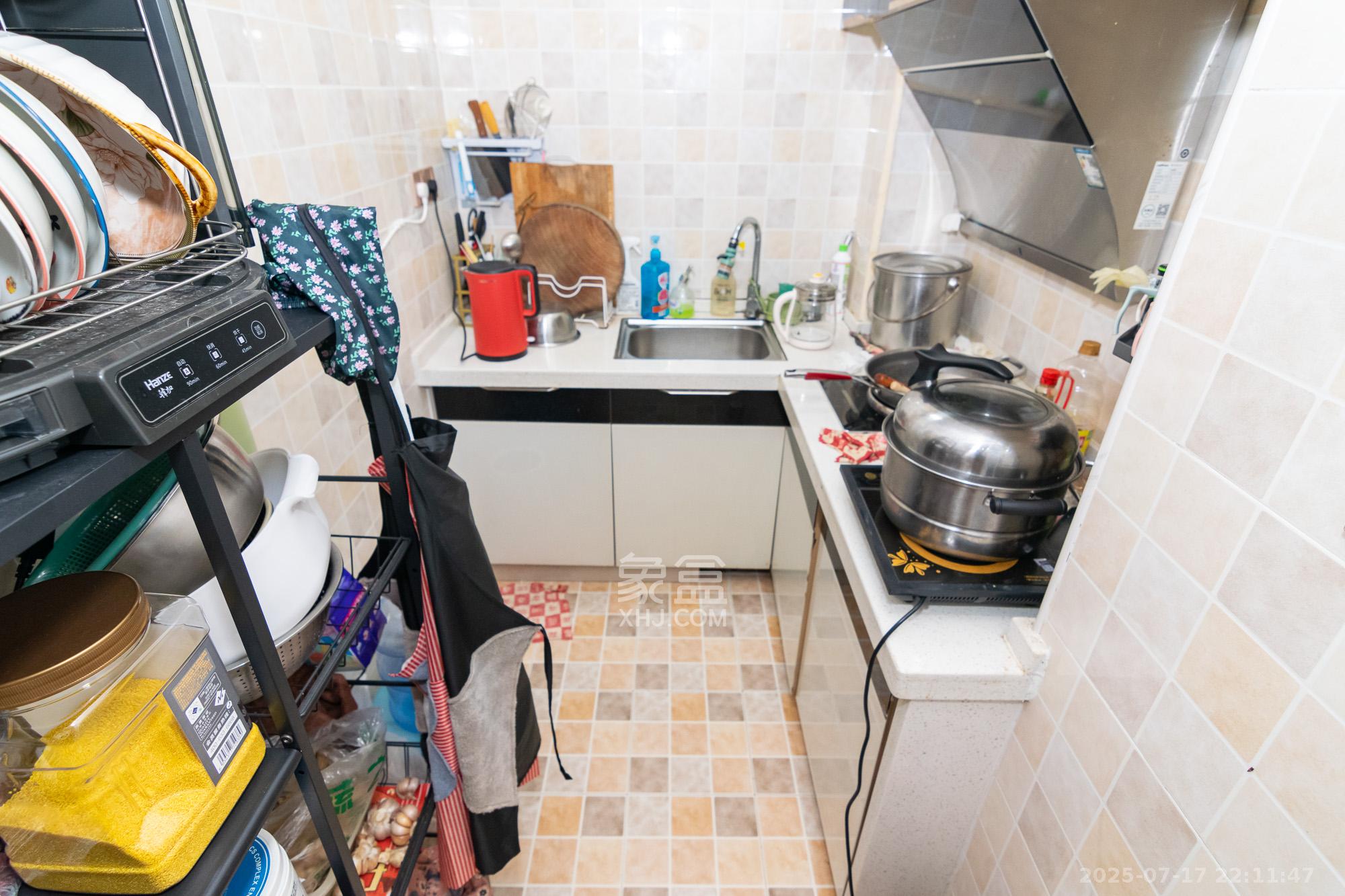 润和紫郡一期  2室2厅1卫    38.8万 润和紫郡一期  2室2厅1卫    38.8万厨房