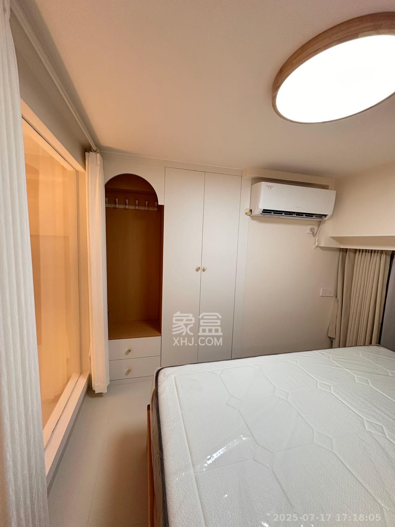 卓越中寰 2室1厅1卫 3000.0元/月 卓越中寰 2室1厅1卫 3000.0元/月室内图