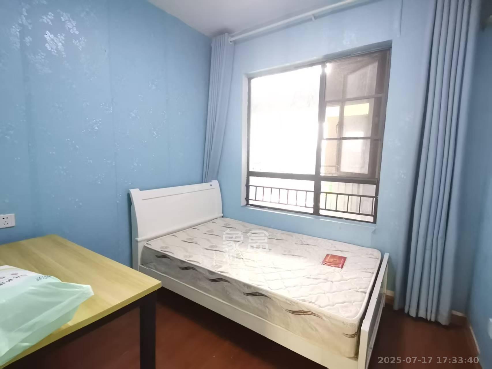 中海梅溪湖壹号 3室2厅2卫 2800.0元/月 中海梅溪湖壹号 3室2厅2卫 2800.0元/月室内图