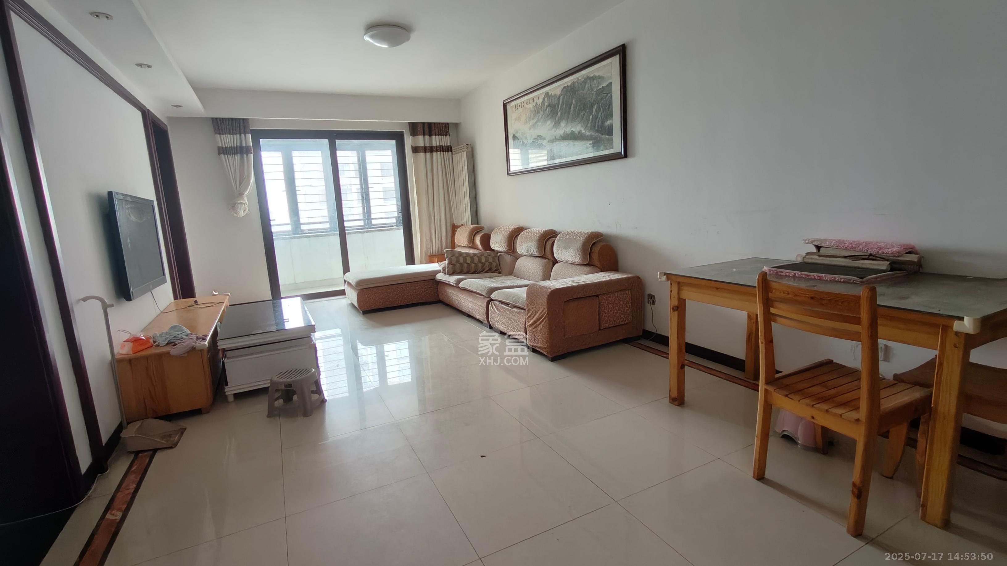 中海国际二期  3室2厅1卫    2100.0元/月 中海国际二期  3室2厅1卫    2100.0元/月室内图