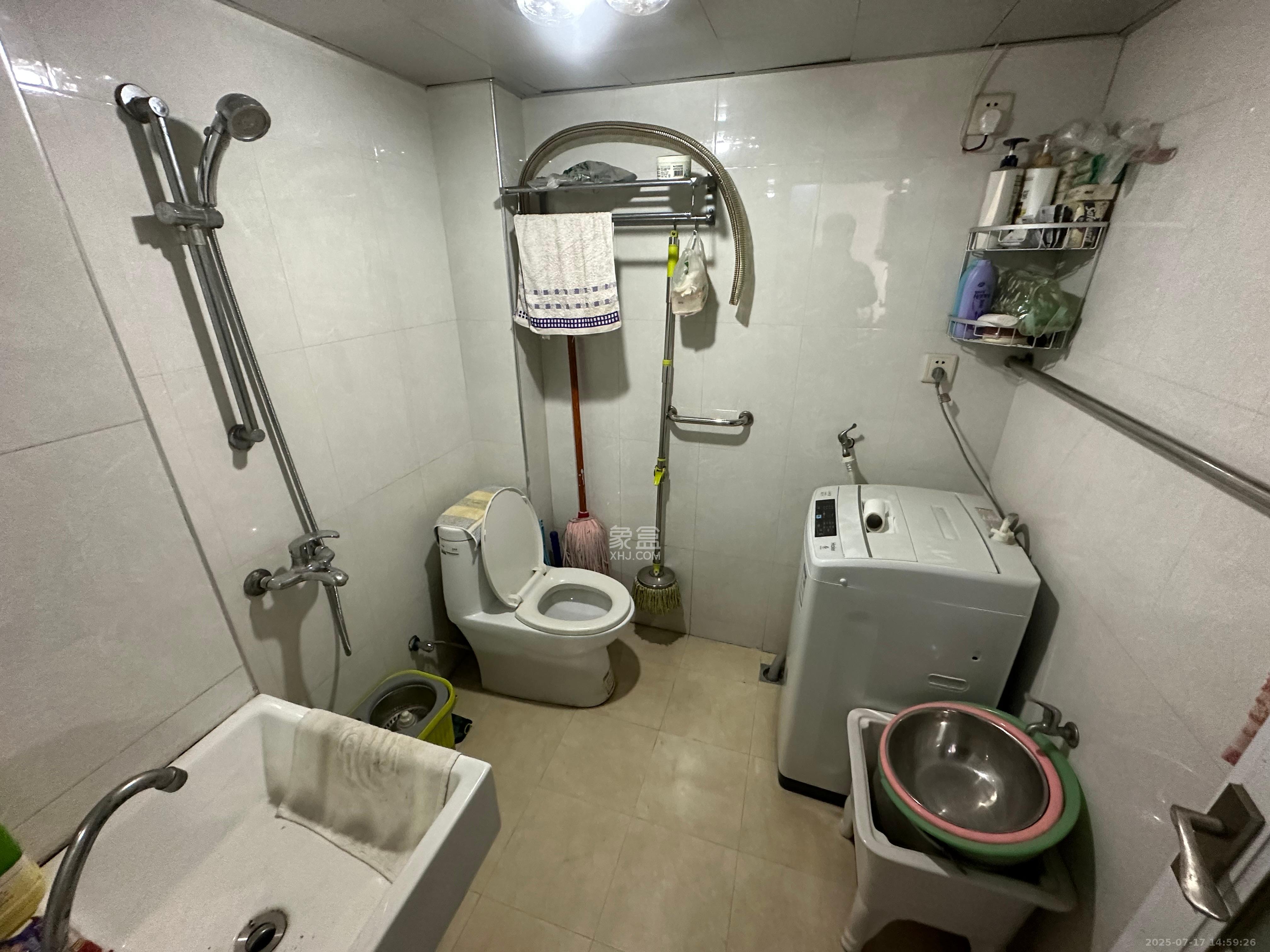 海林馨香雅苑 1室1厅1卫 1300.0元/月 海林馨香雅苑 1室1厅1卫 1300.0元/月室内图