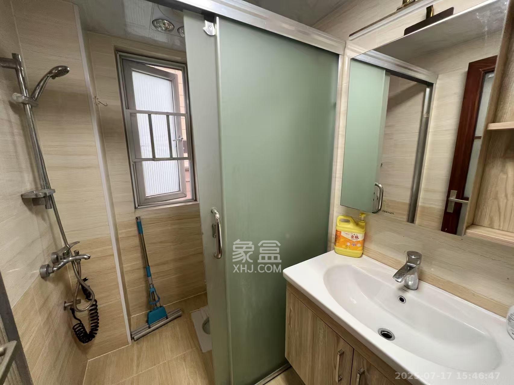 荣盛花语城 1室0厅0卫 2100.0元/月 荣盛花语城 1室0厅0卫 2100.0元/月室内图