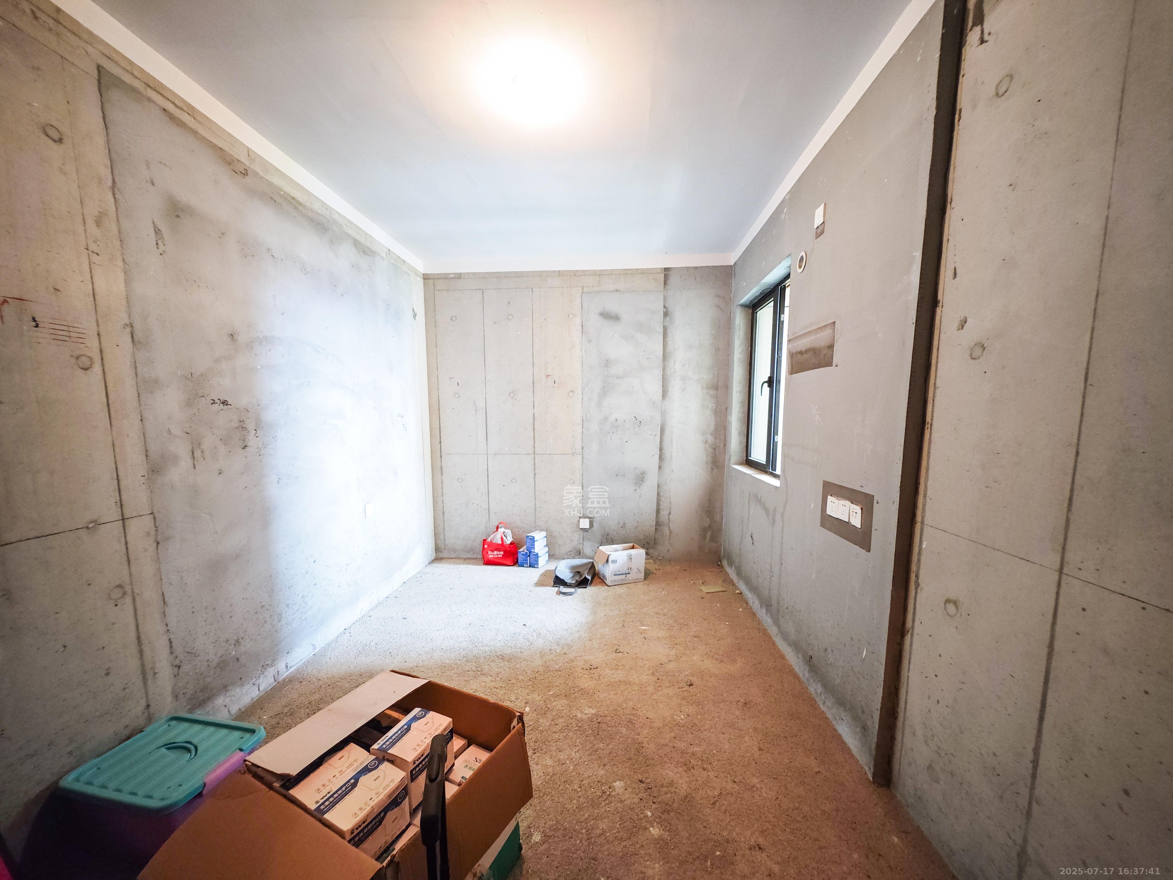 恒基旭辉湖山赋 3室2厅1卫 56.0万 恒基旭辉湖山赋 3室2厅1卫 56.0万卧室