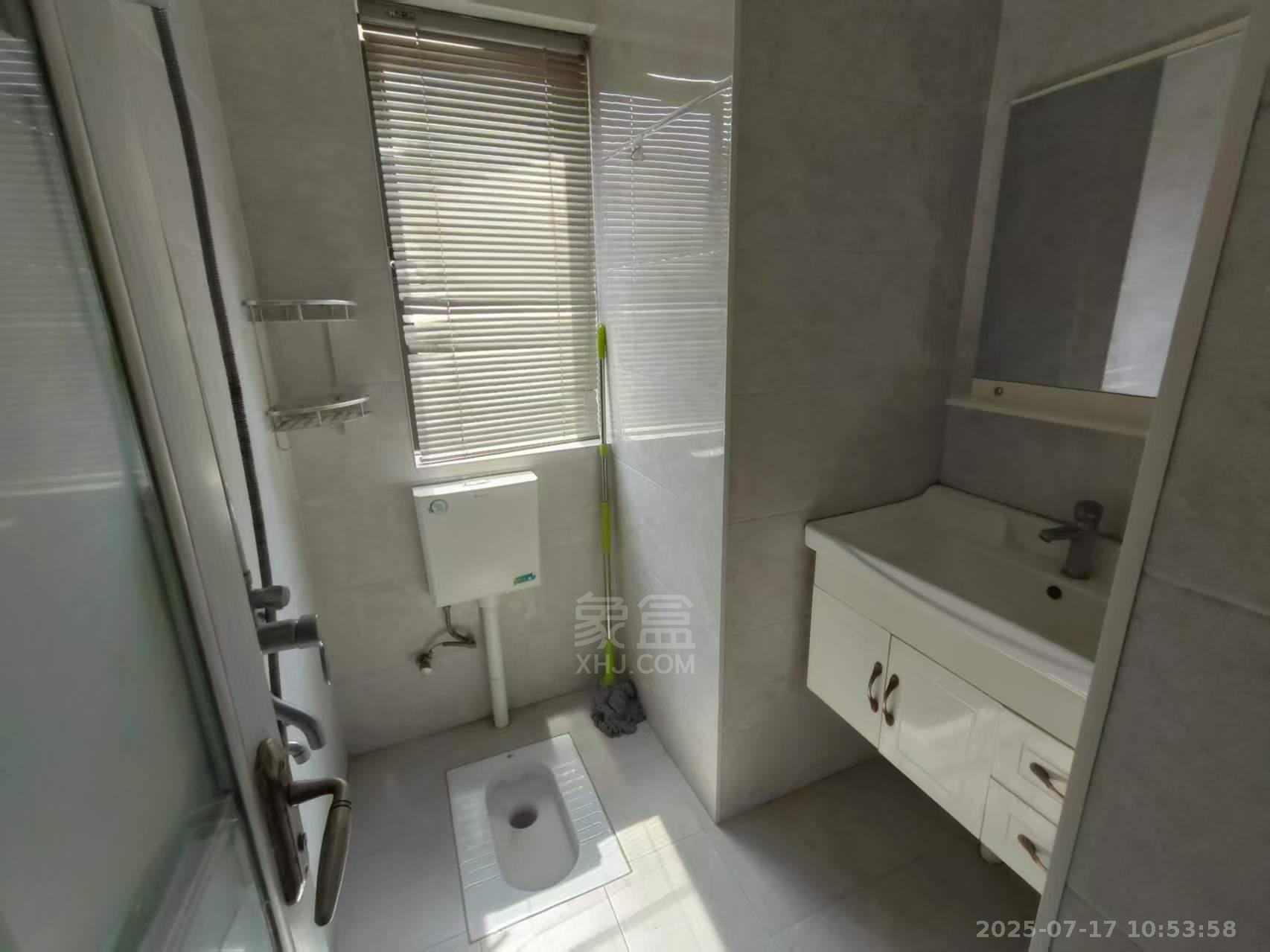 中建御山和苑  1室1厅1卫   1200.00元/月室内图