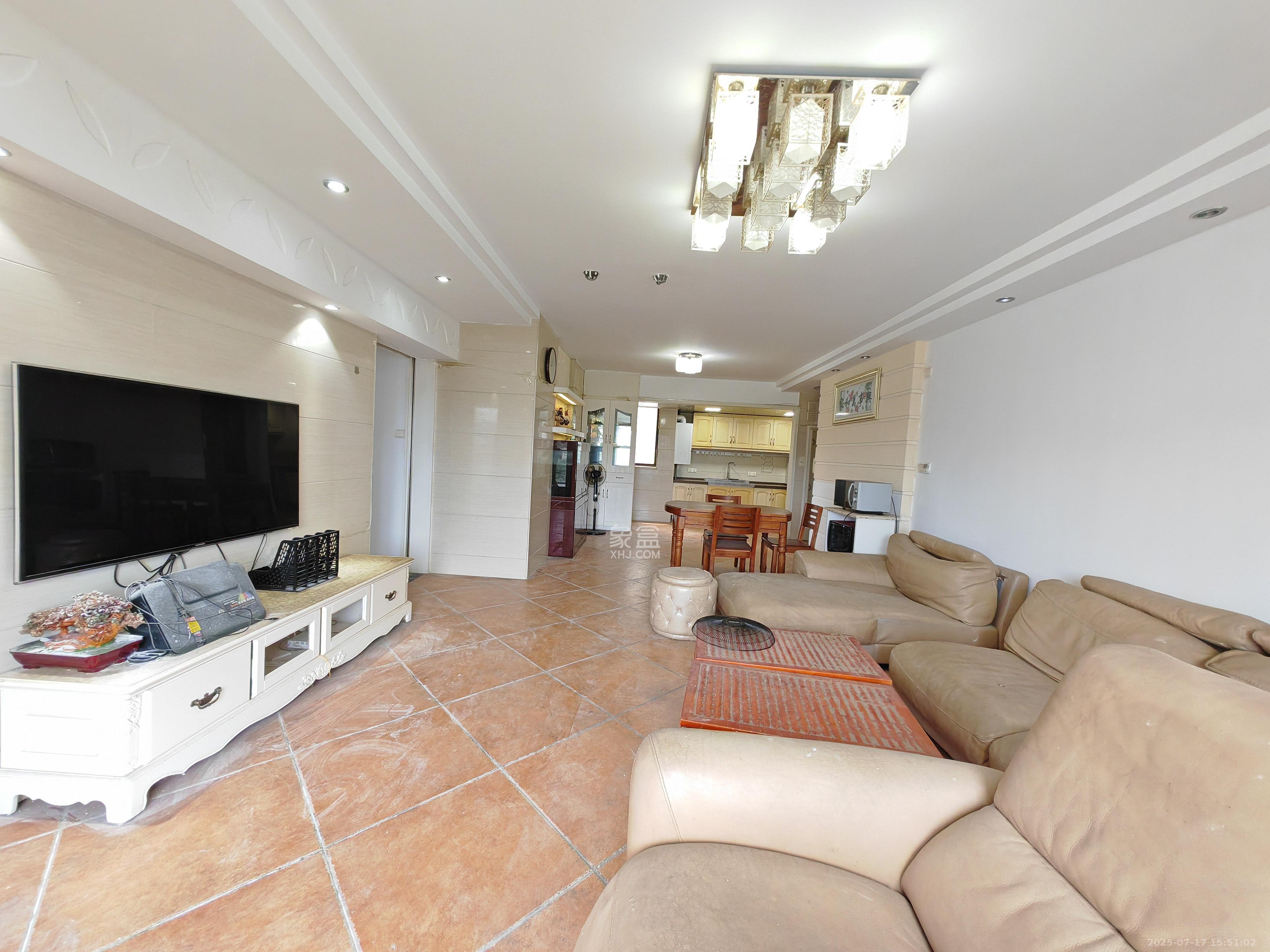 三重星都心 3室2厅2卫 3000.0元/月 三重星都心 3室2厅2卫 3000.0元/月室内图