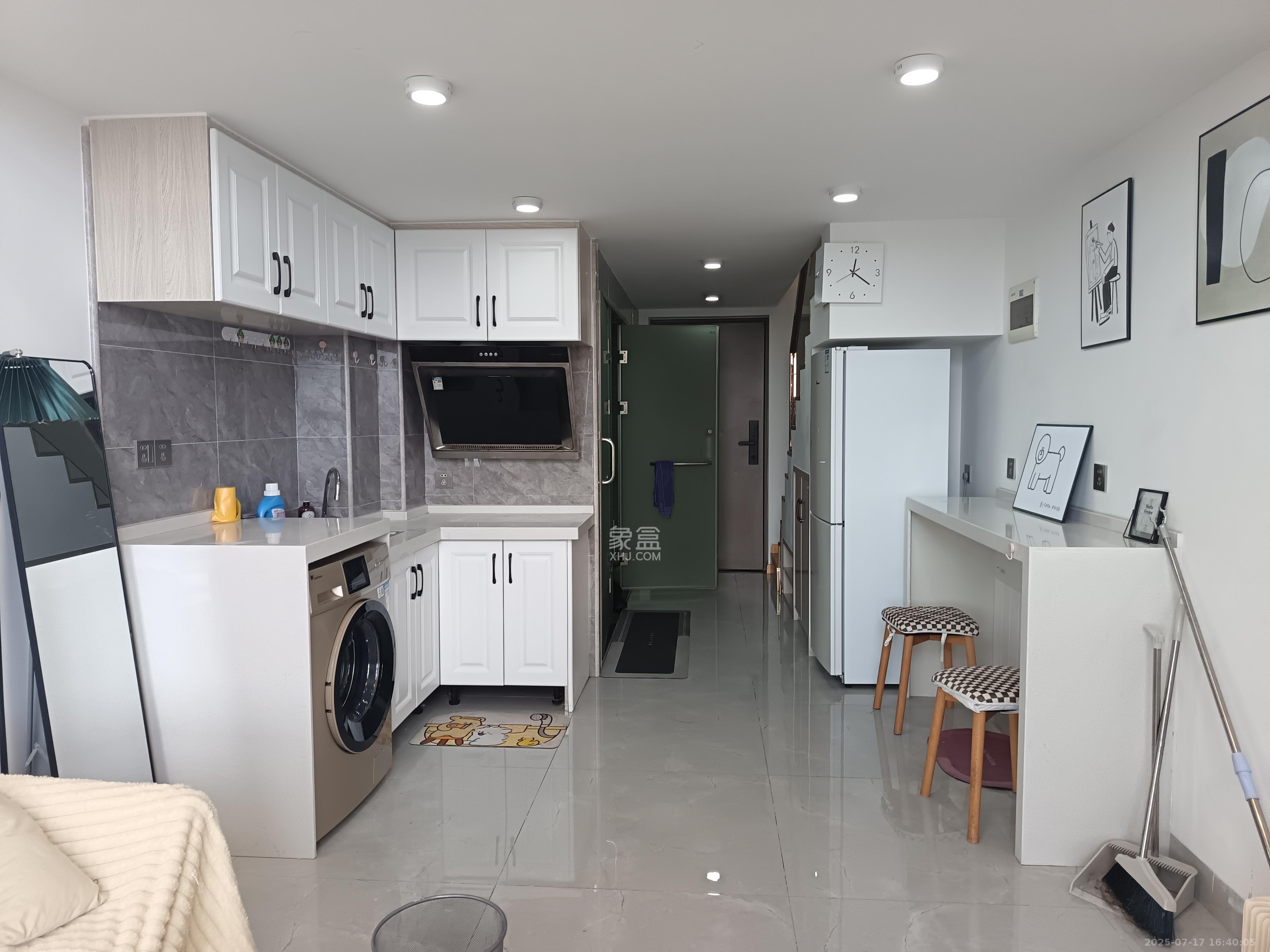 弘坤云寓  1室0厅0卫   2280.00元/月室内图