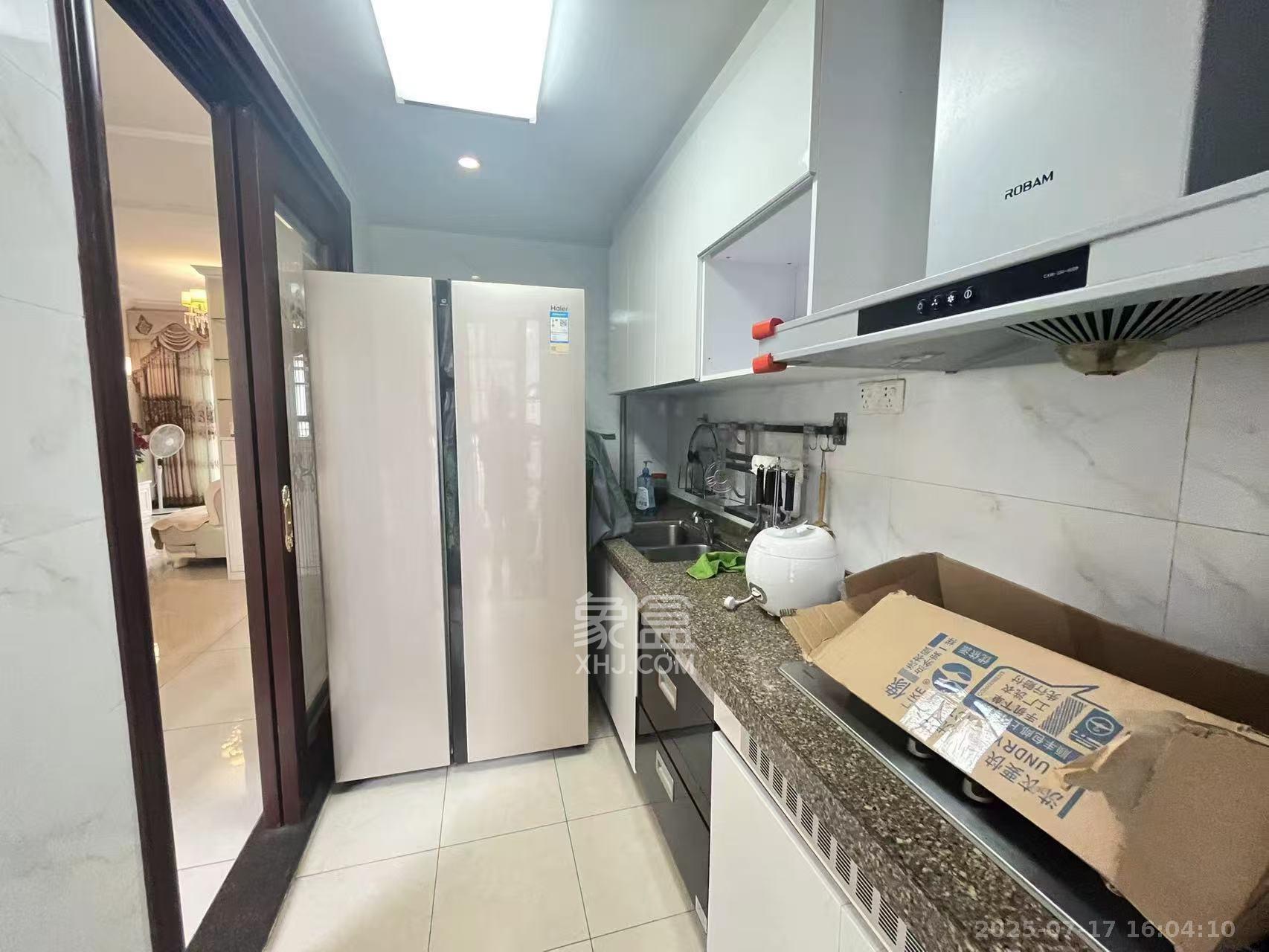 恒大江湾  3室2厅1卫    3000.0元/月室内图