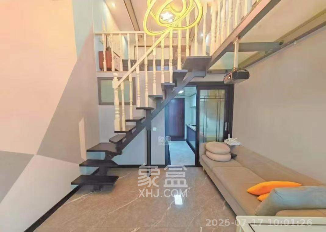 东盈商业广场（华泉城市广场）  2室1厅1卫   2300.00元/月