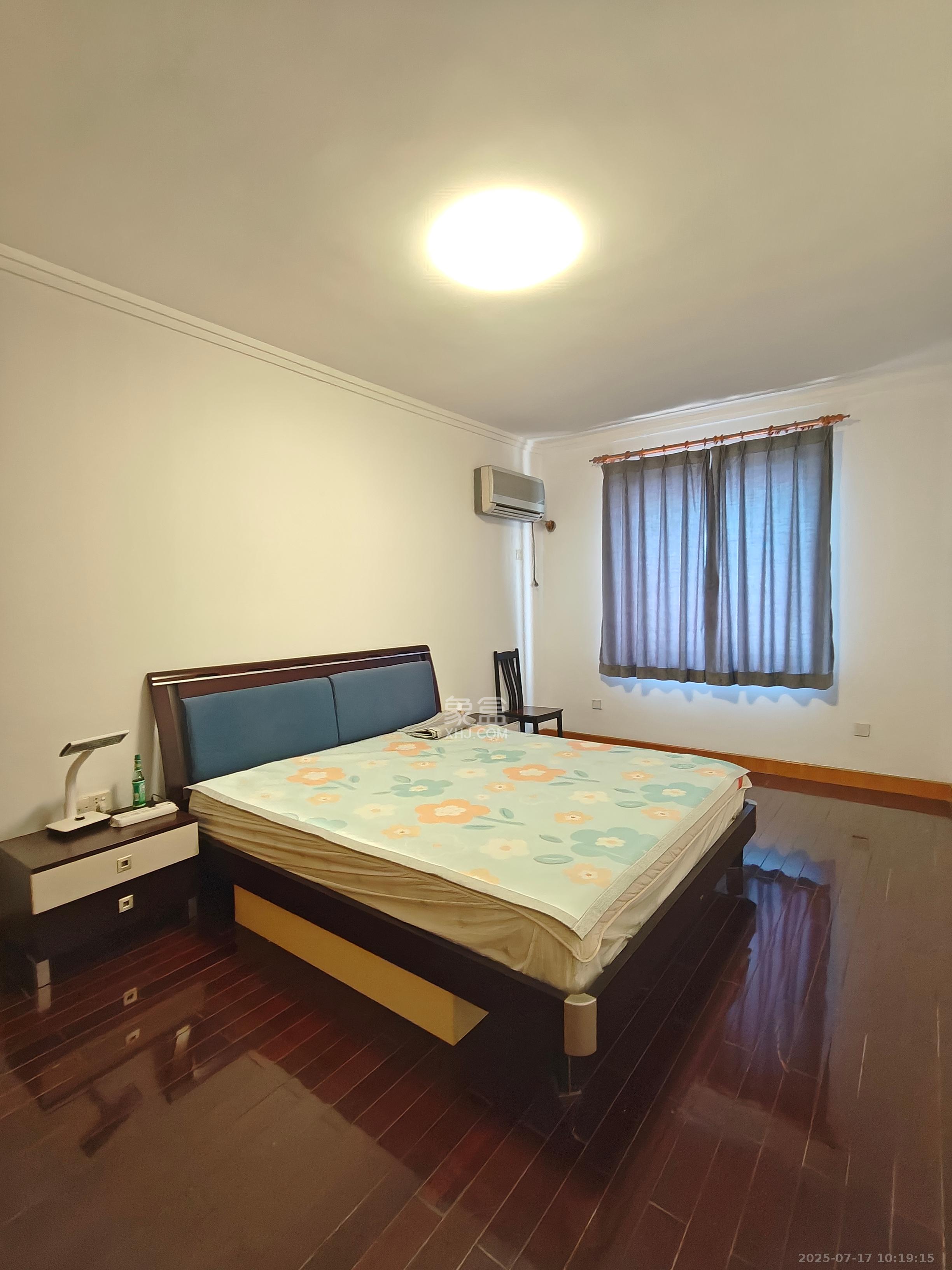 乔庄社区 3室1厅1卫 2500.0元/月 乔庄社区 3室1厅1卫 2500.0元/月室内图