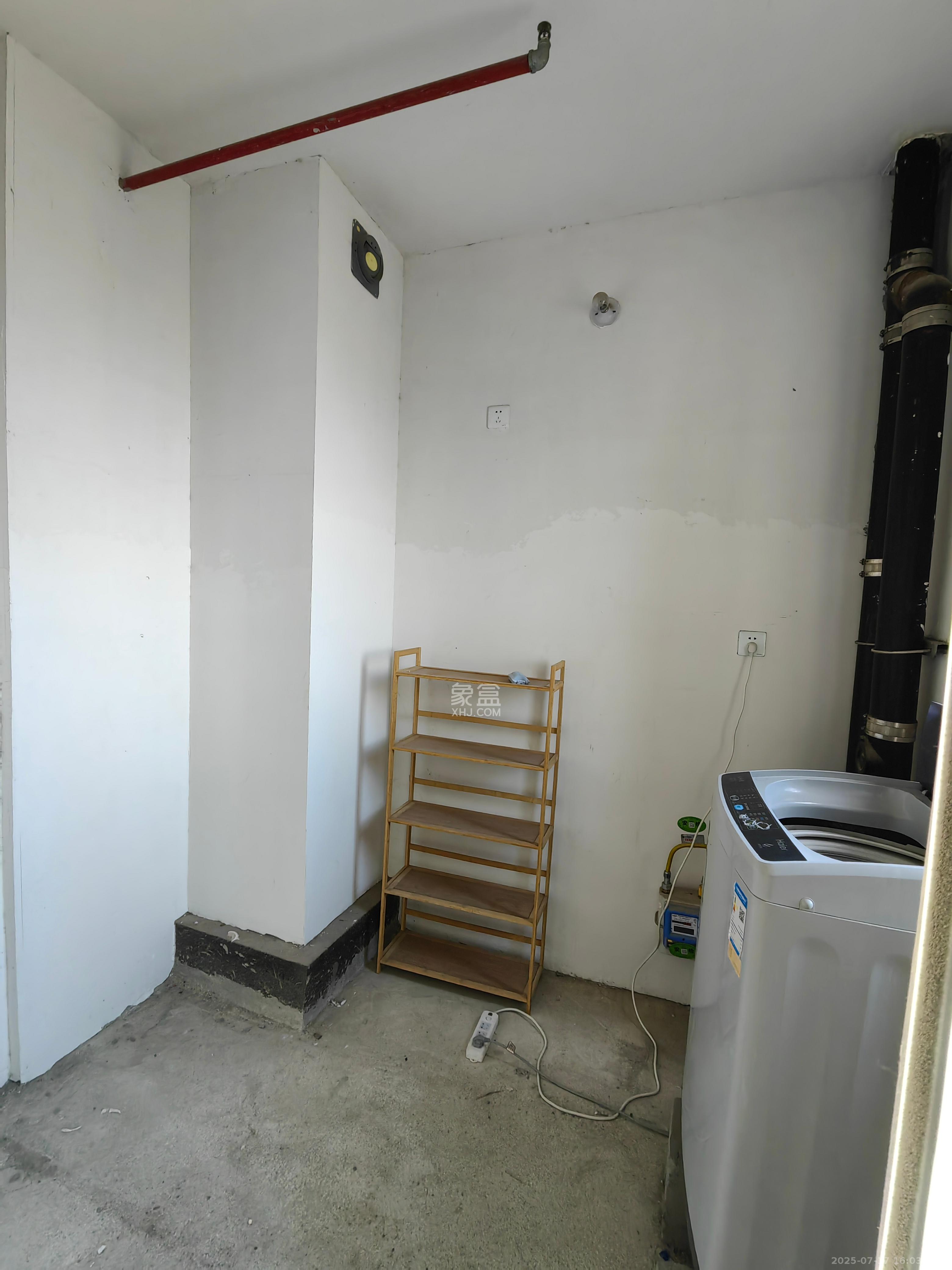 中建梅溪湖中心  4室2厅2卫   3000.00元/月室内图