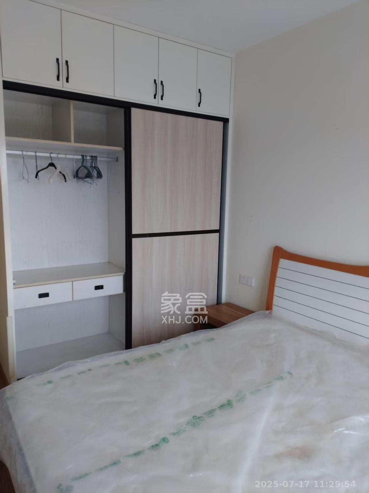 中建嘉和城  3室2厅1卫    2500.0元/月室内图