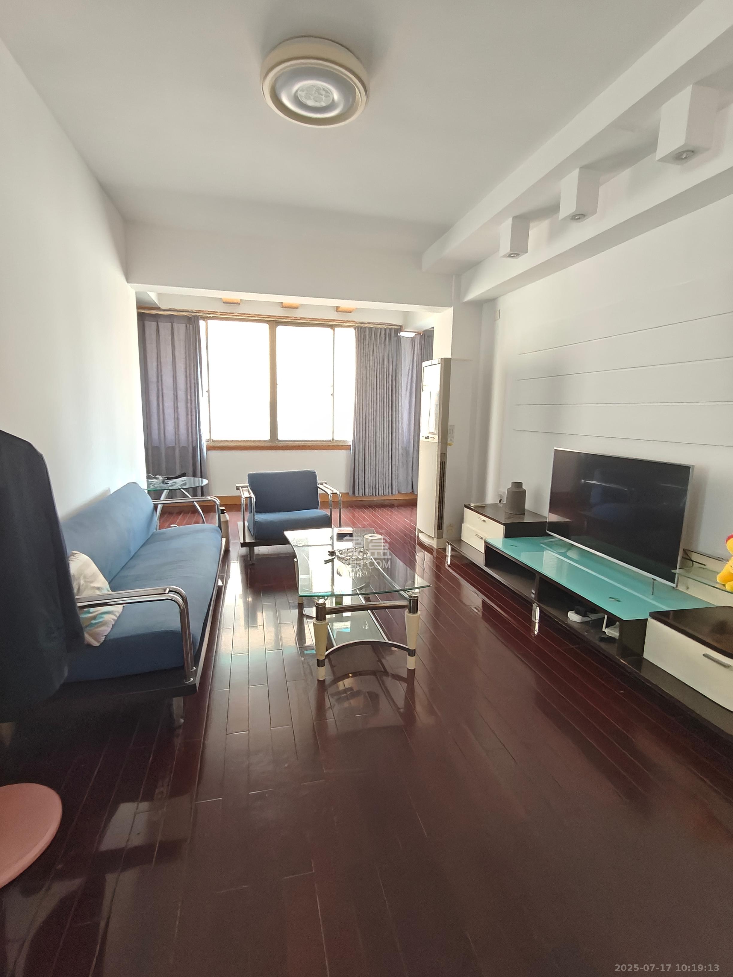 乔庄社区 3室1厅1卫 2500.0元/月 乔庄社区 3室1厅1卫 2500.0元/月室内图