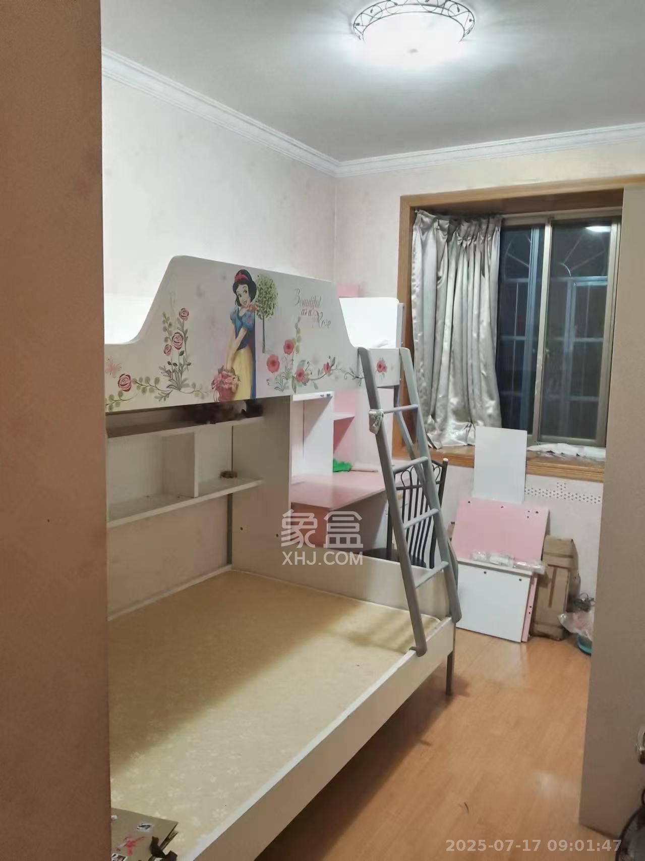 东南明苑 3室2厅2卫 2400.0元/月 东南明苑 3室2厅2卫 2400.0元/月室内图