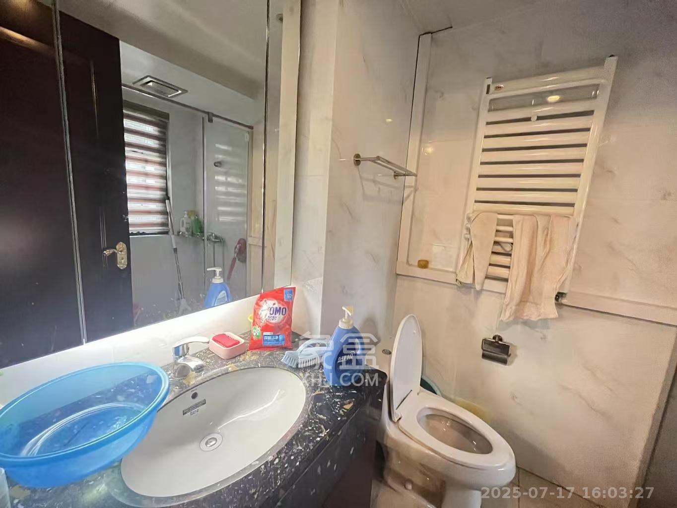 恒大江湾  3室2厅1卫    3000.0元/月 恒大江湾  3室2厅1卫    3000.0元/月室内图