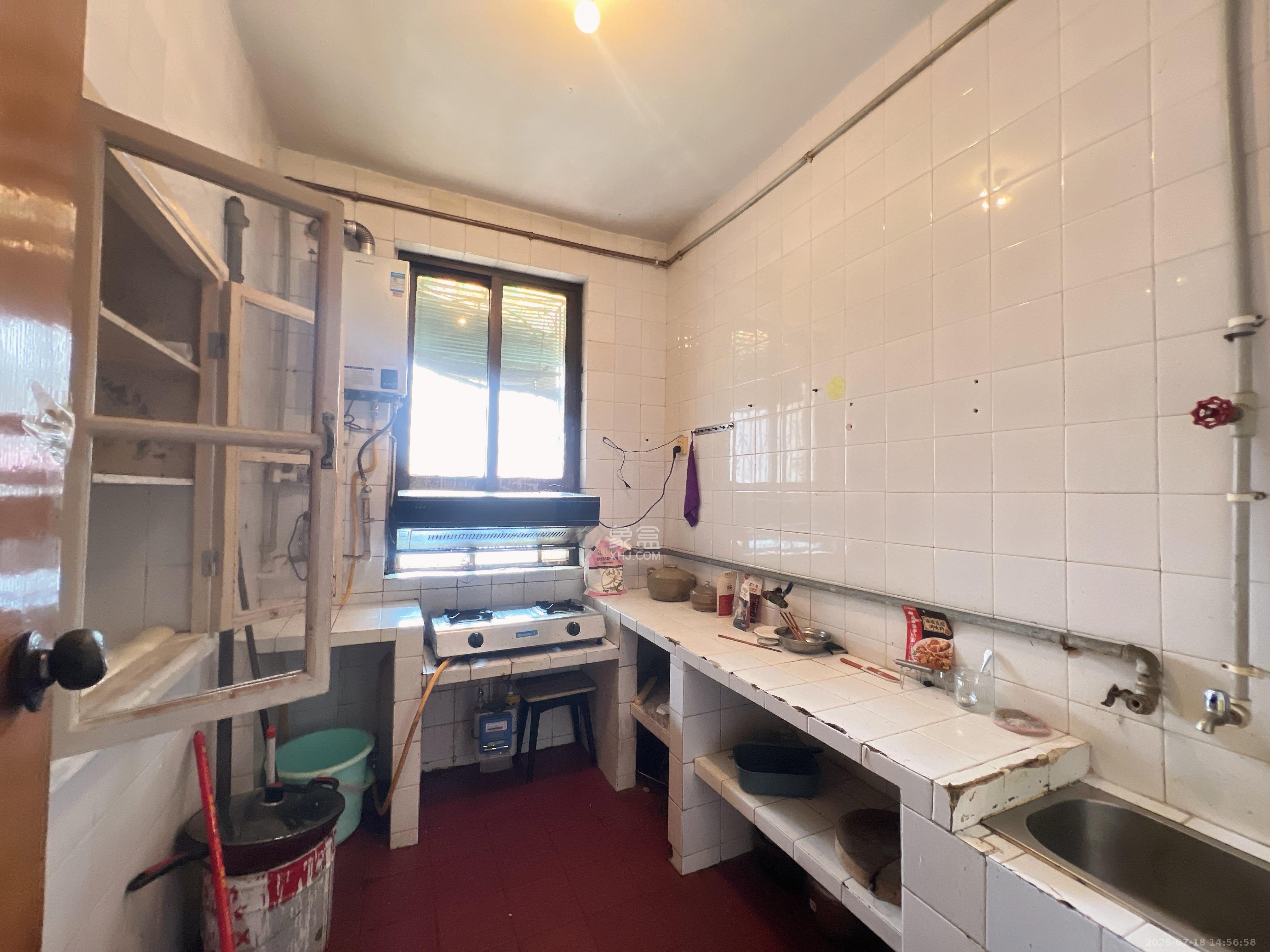 便河边社区  2室2厅1卫    1600.0元/月室内图