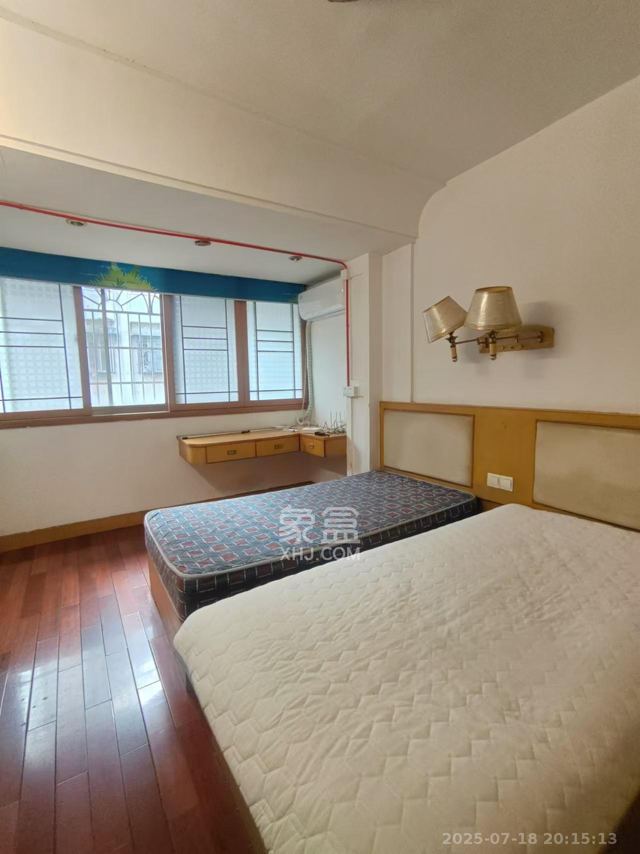 向韶村 2室1厅1卫 2500.0元/月 向韶村 2室1厅1卫 2500.0元/月室内图