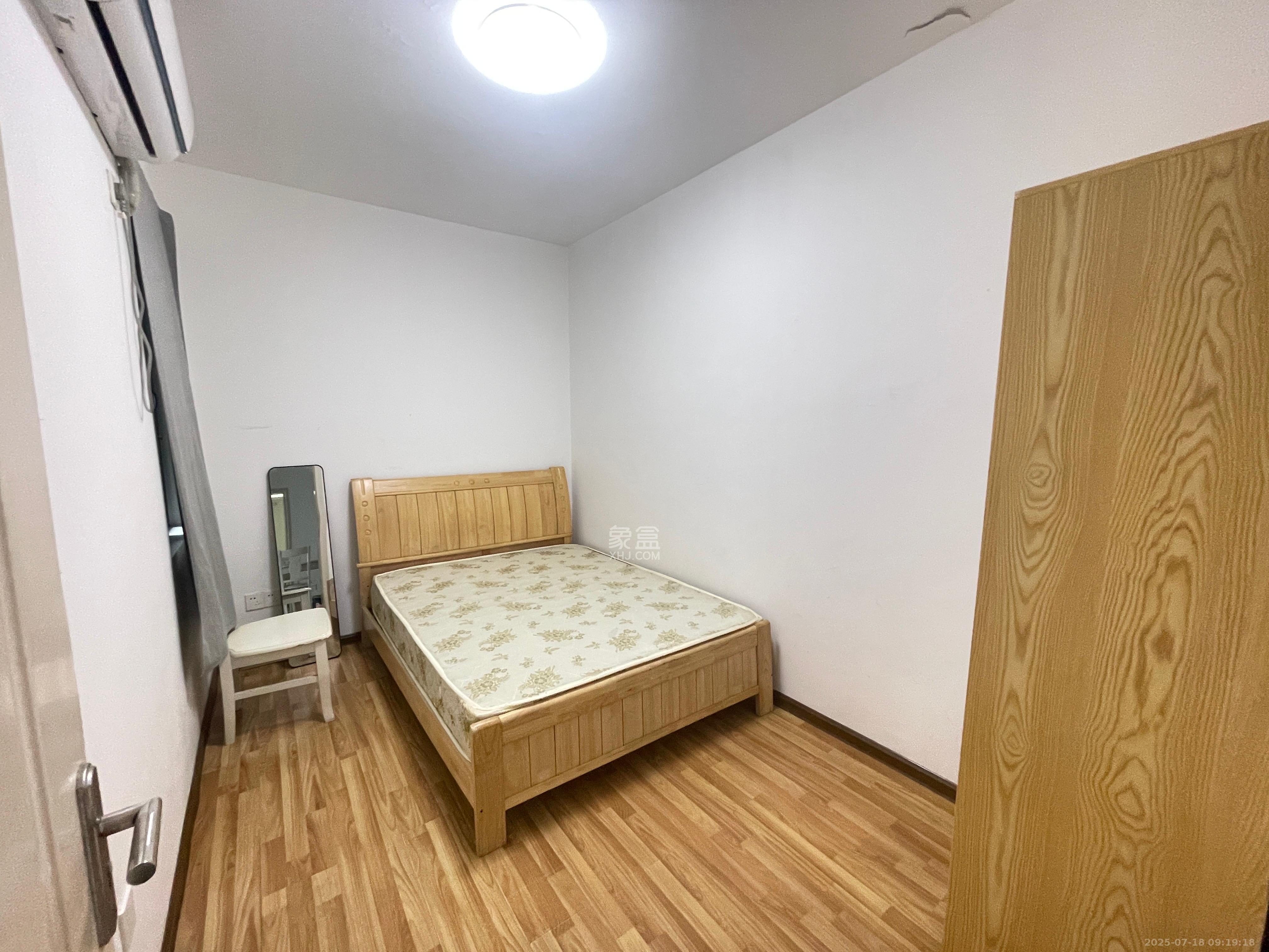 天鸿天府（天鸿中央大院）  3室2厅2卫    2500.0元/月室内图