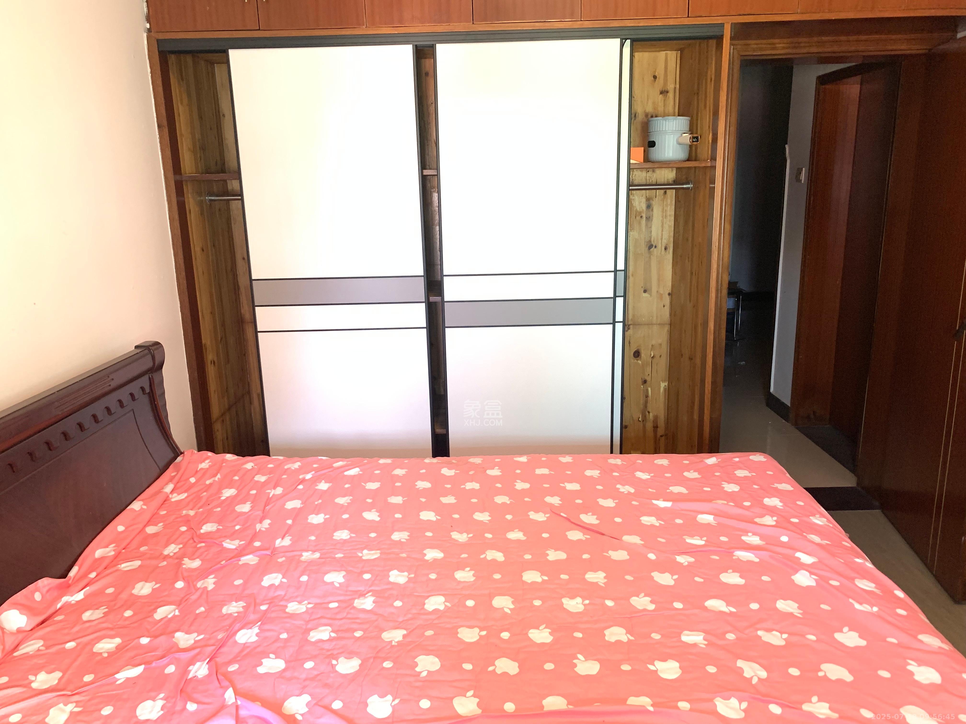 时代天骄  1室0厅1卫   750.00元/月室内图