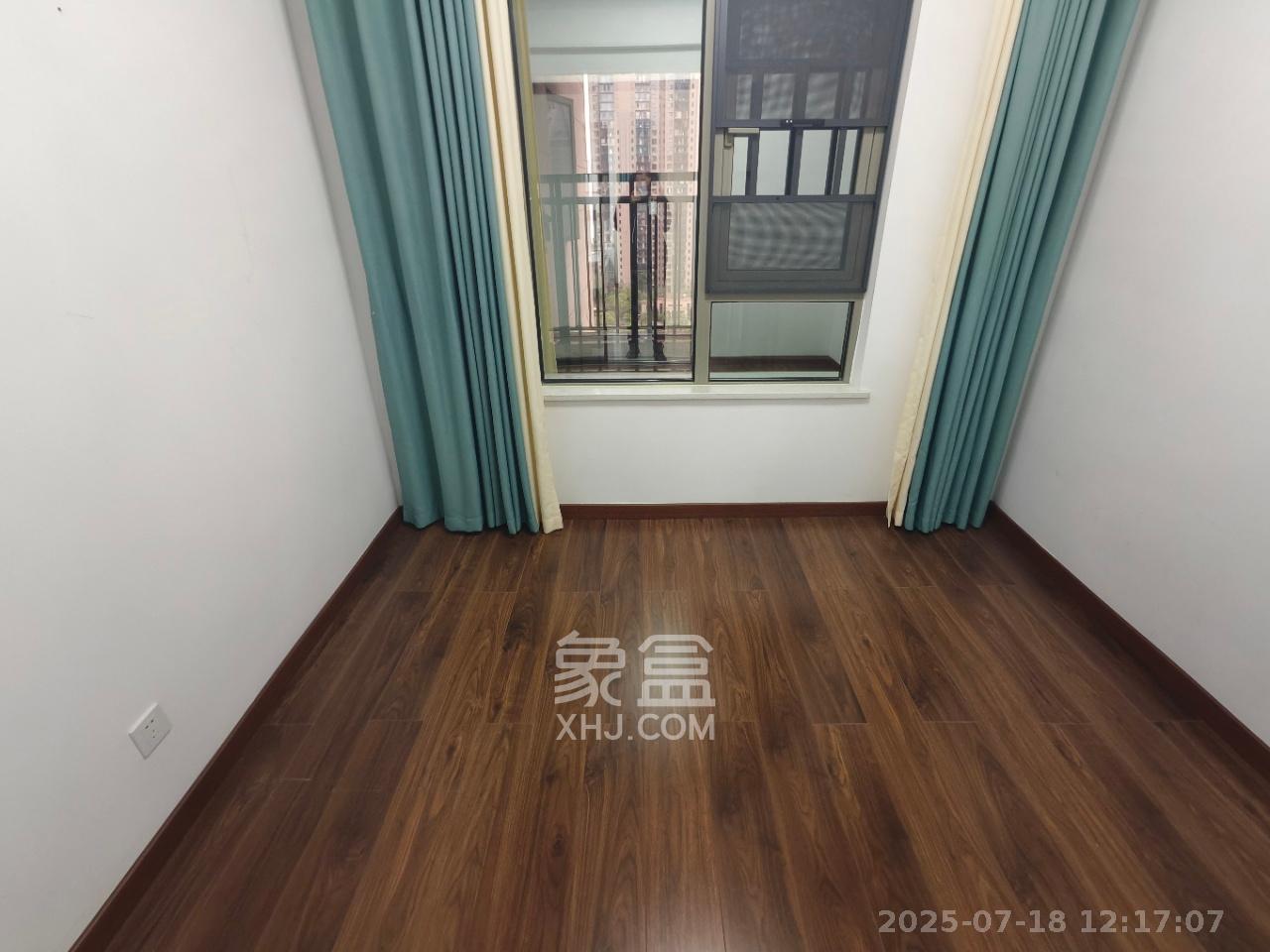 梅溪湖金茂湾  4室2厅1卫   3200.00元/月室内图